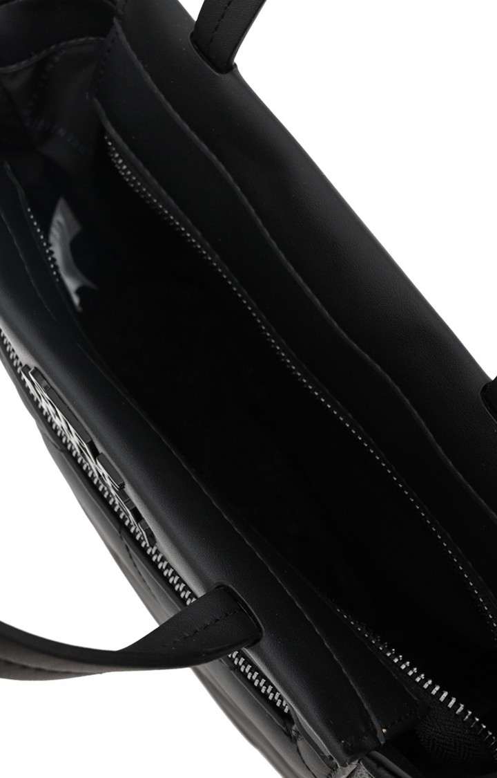 Bkline 2 Black Handbags