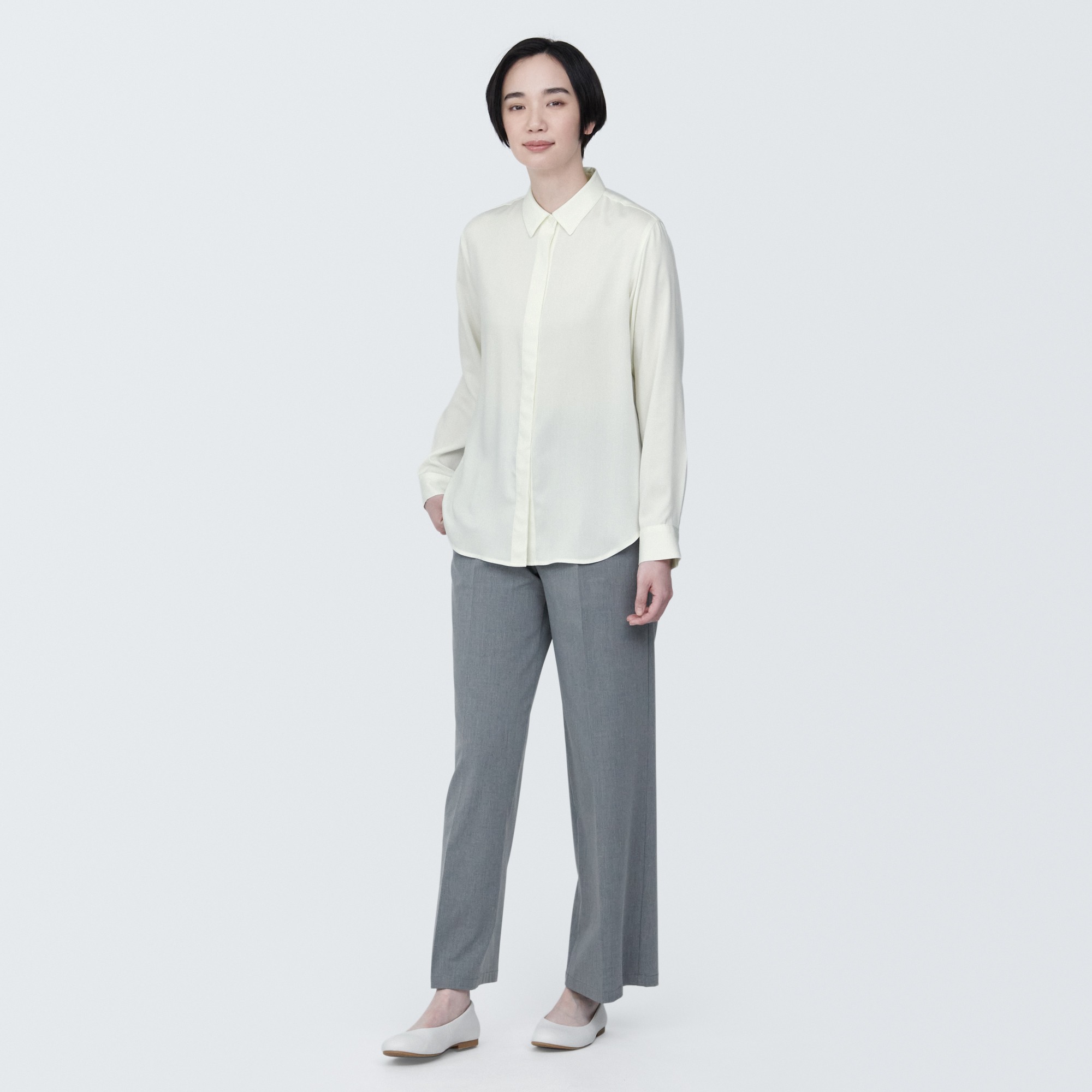 Rayon blend regular collar Long Sleeve blouse(OS)