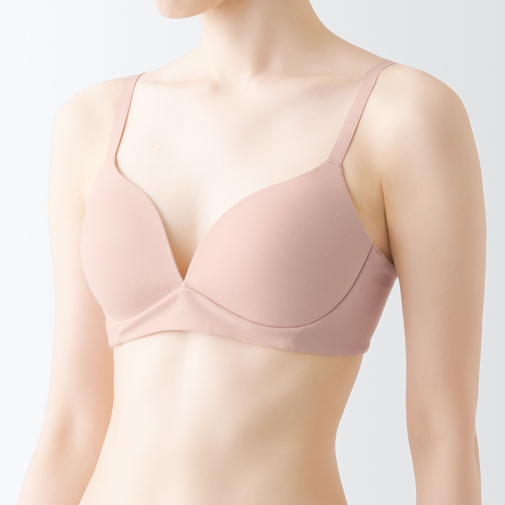 MUJI | Wireless molded bralette