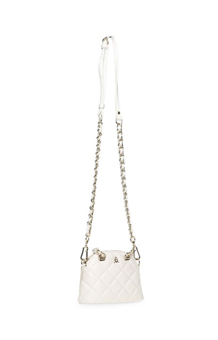 Bconnie White Handbags