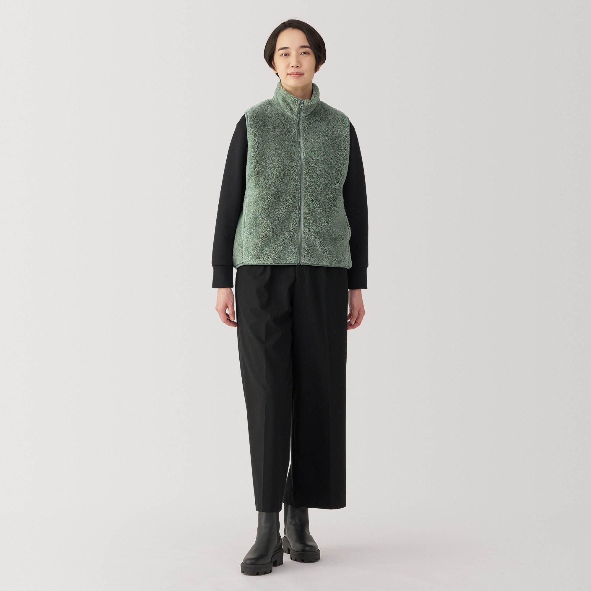 Women's Heat storage boa fleece vest