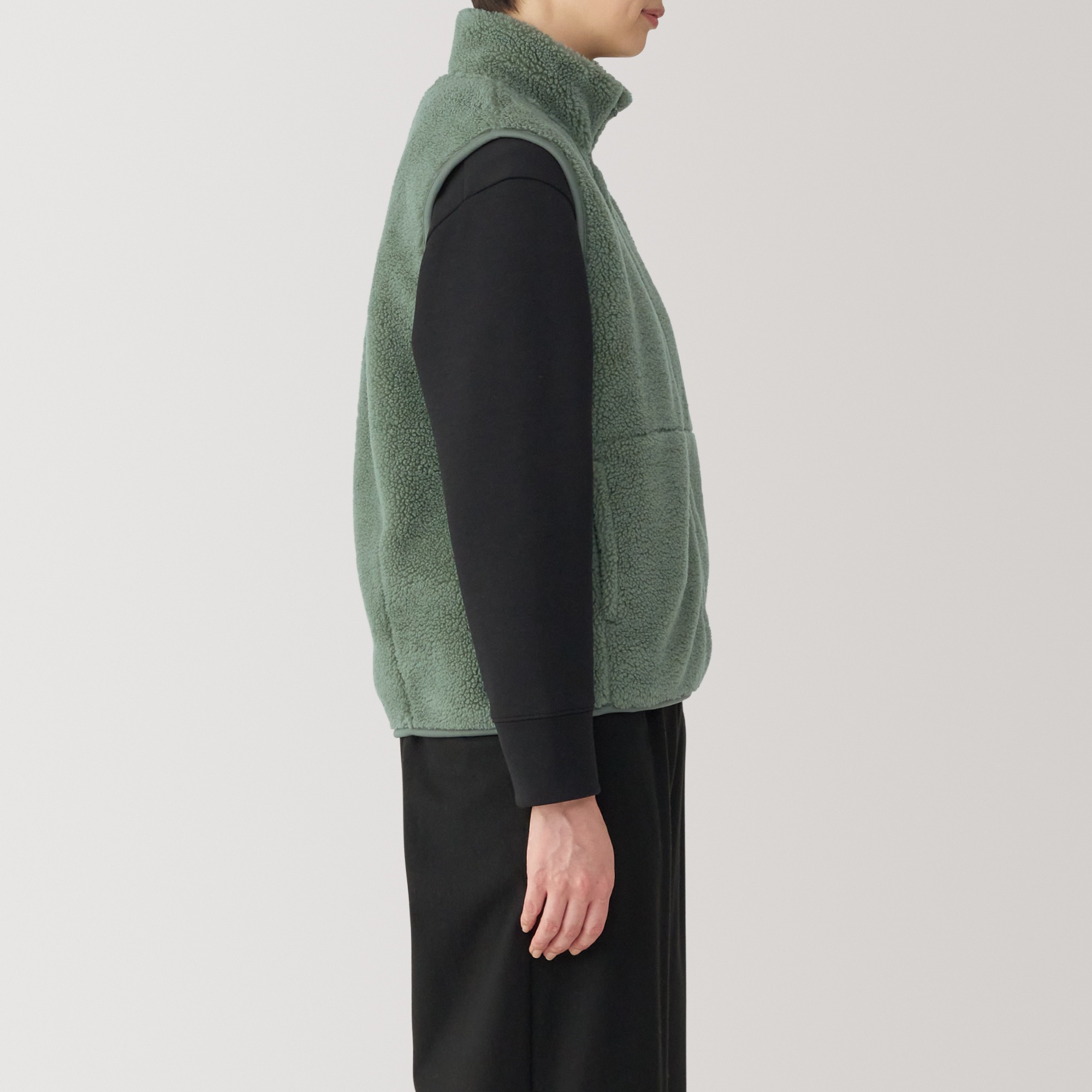 Women's Heat storage boa fleece vest