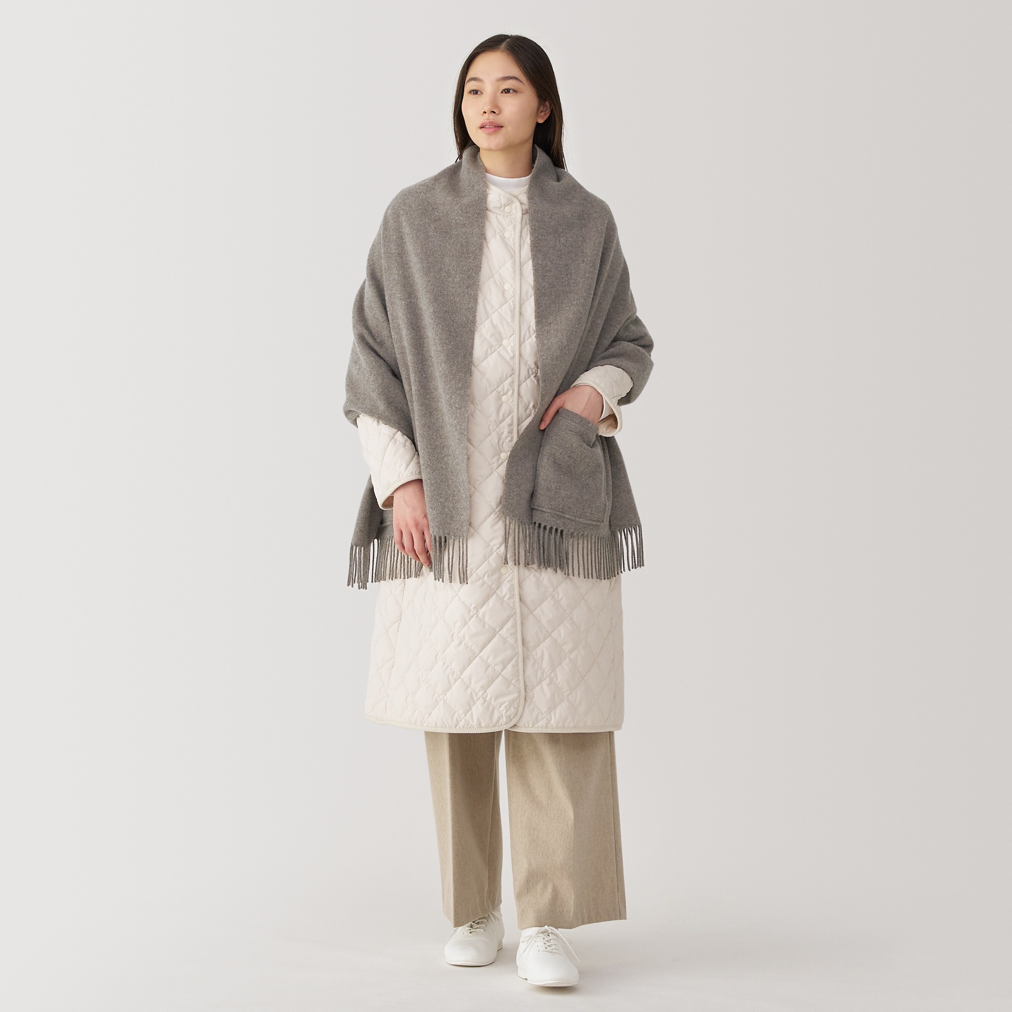Wool Large Stole Whith Pocket
