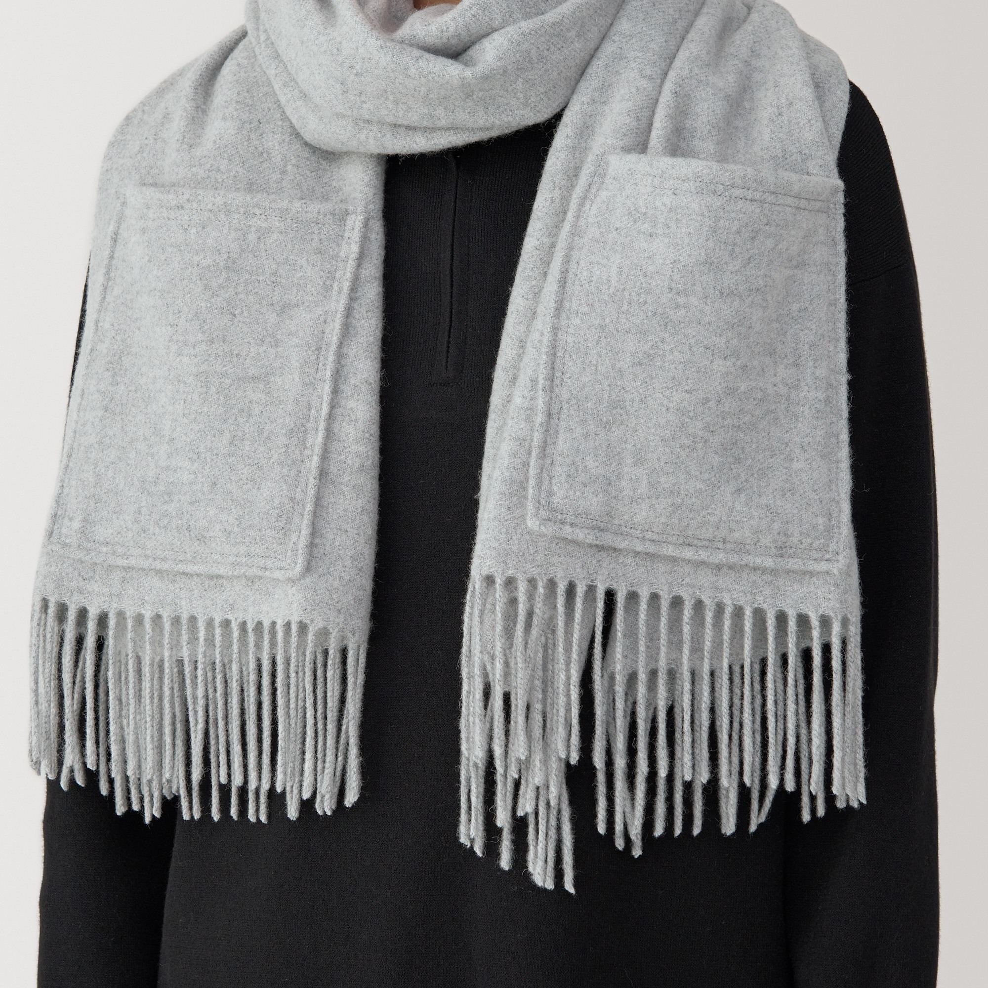 MUJI | Wool Large Stole Whith Pocket