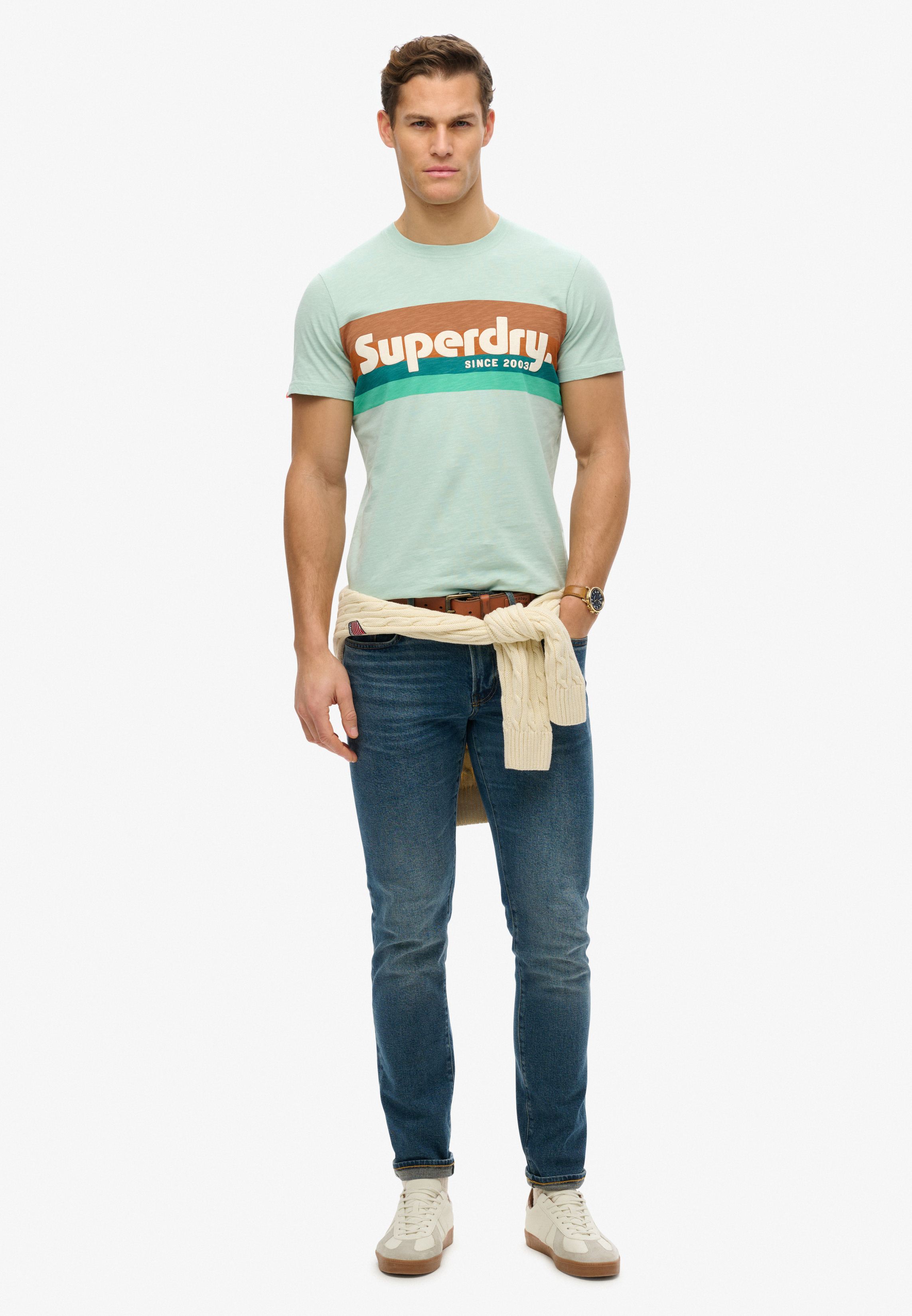 TERRAIN LOGO STRIPE RELXED TEE
