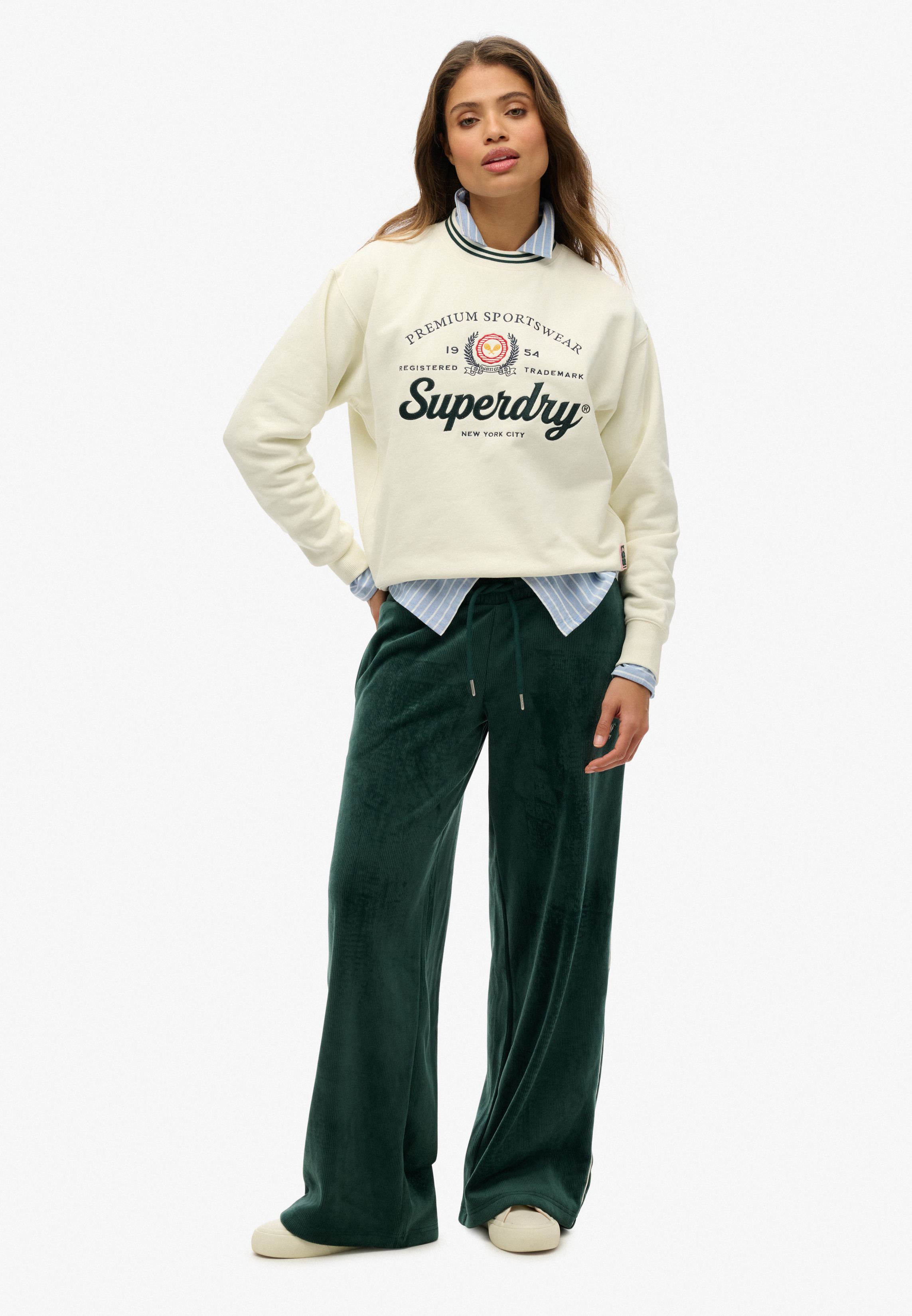 COUNTRY CLUB VELOUR JOGGER