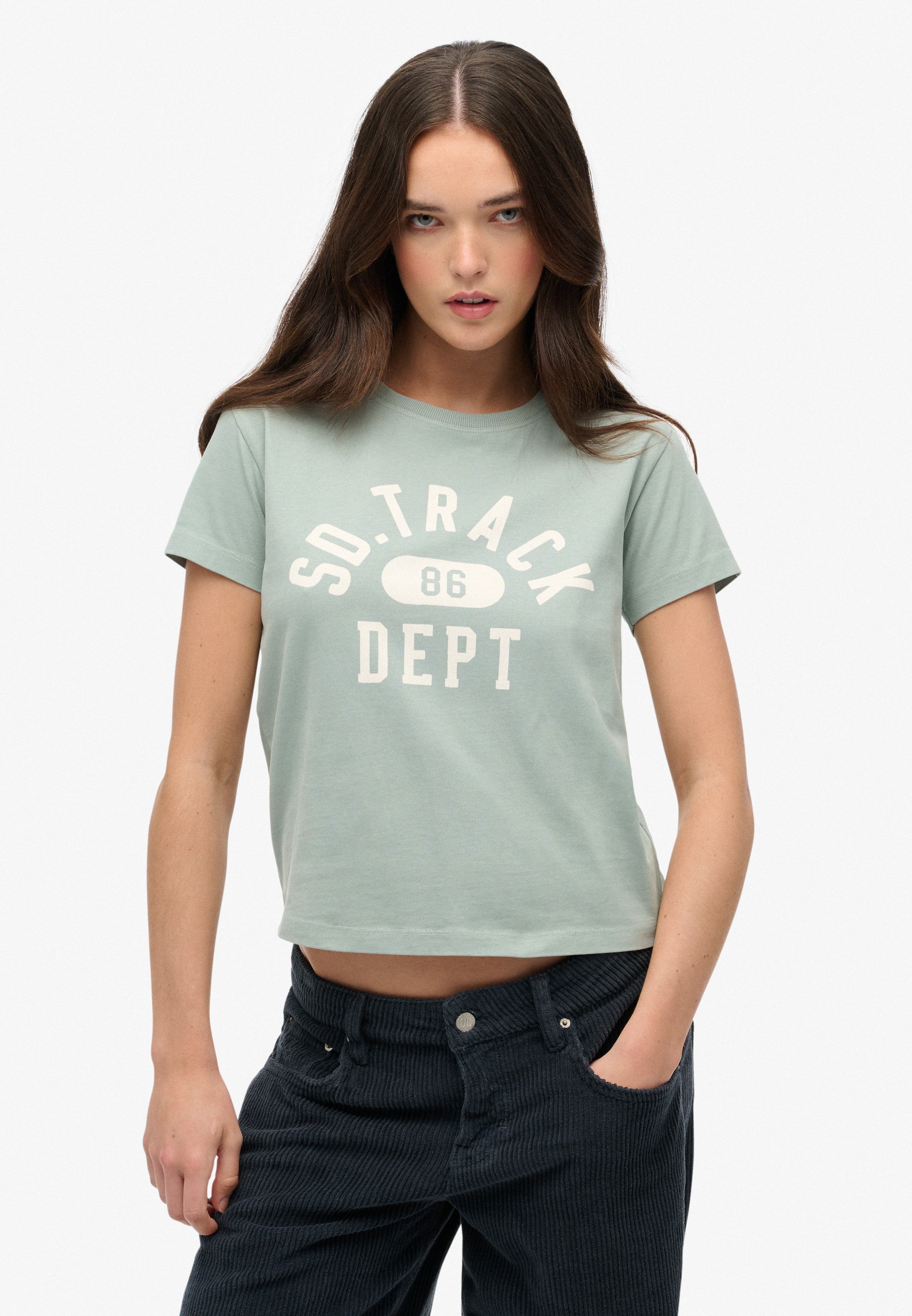ATHLETIC GRAPHIC FITTED TEE