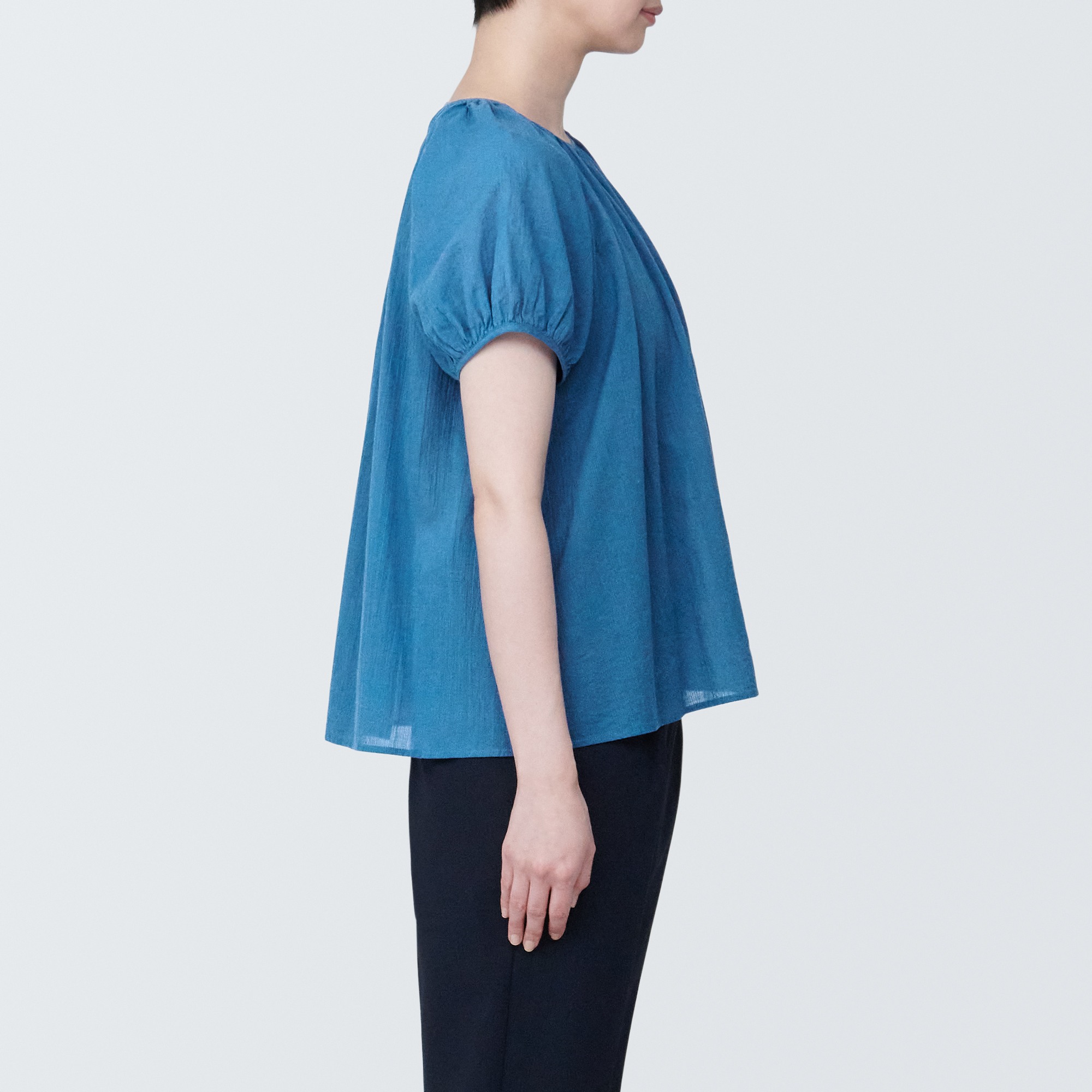 high twisted veil crew neck Short Sleeve blouse(OS)