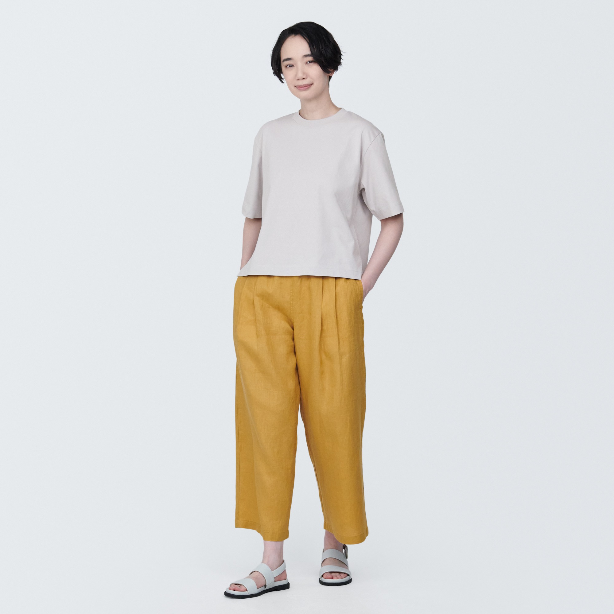 Cool touch Crew neck Wide Short Sleeve T-shirt