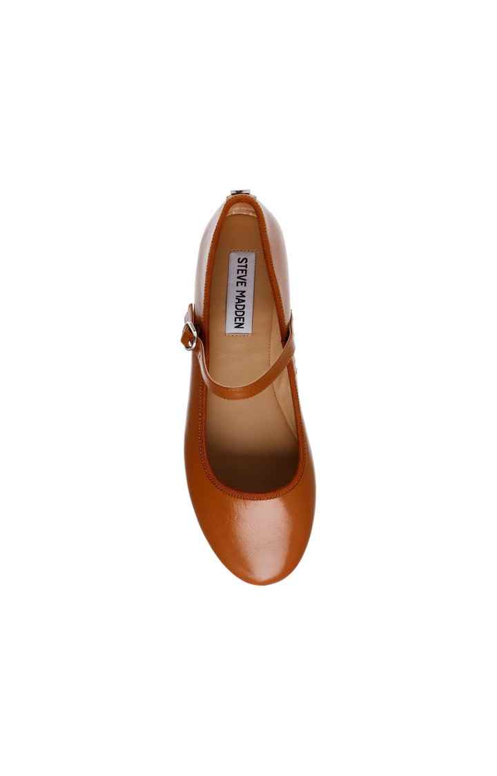 Vinetta Brown Closed Flats & Ballerinas