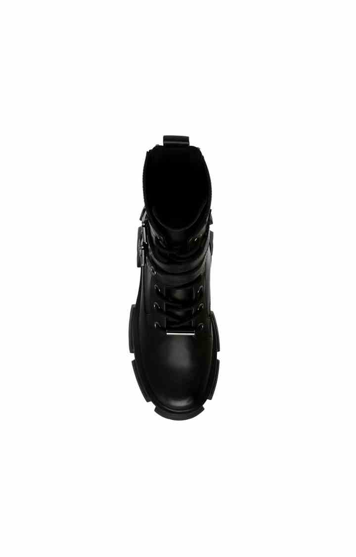 Traction Black Boots