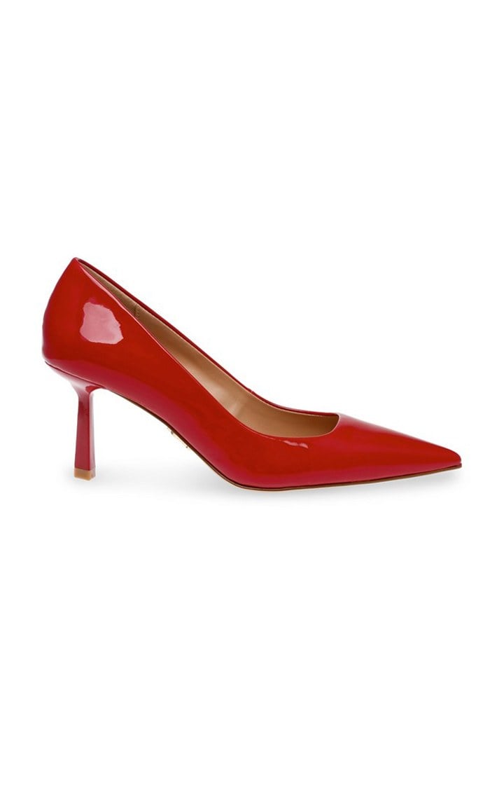 Vivion Red Pumps