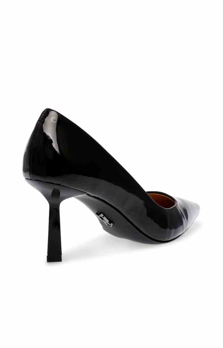 Vivion Black Pumps