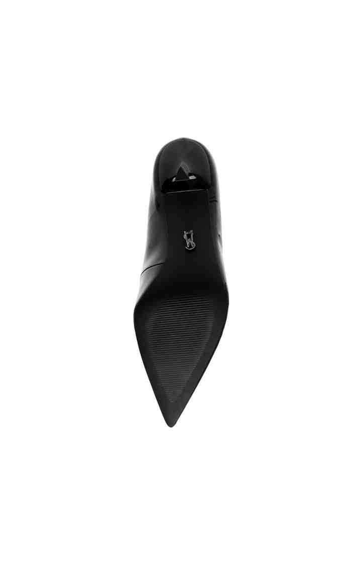Vivion Black Pumps