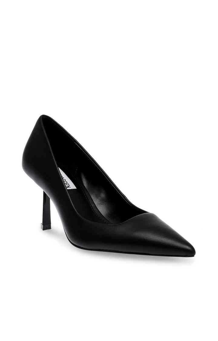 Vivion Black Pumps