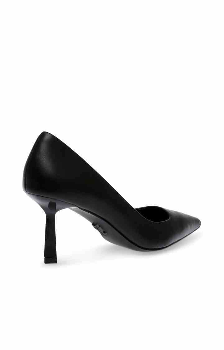 Vivion Black Pumps