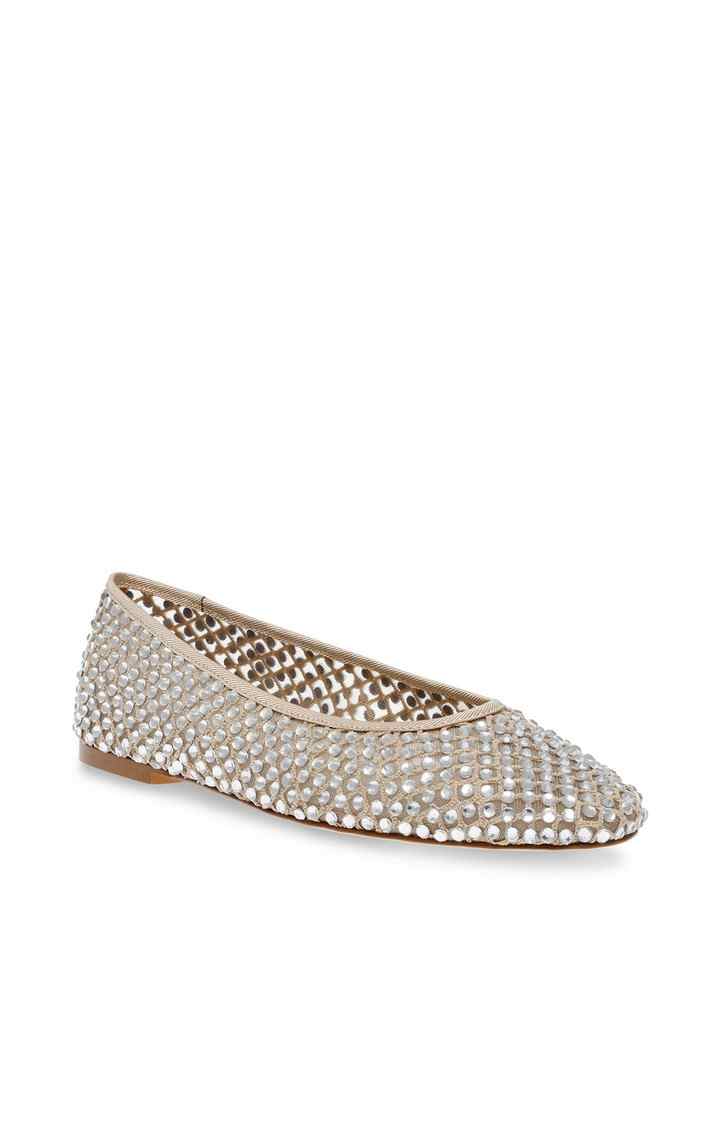 Marli Natural Closed Flats & Ballerinas