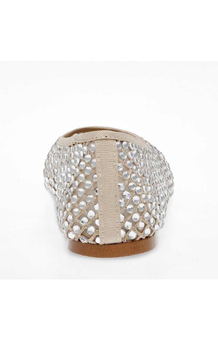Marli Natural Closed Flats & Ballerinas