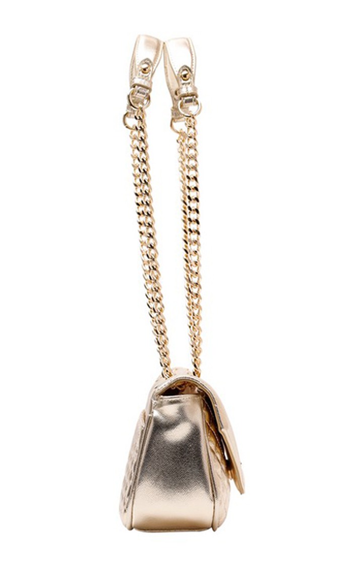 Bi2001 Gold Handbags