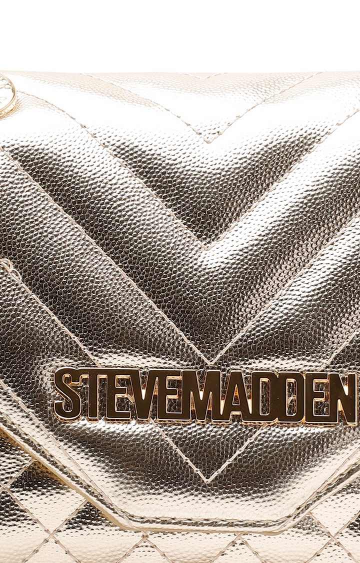 Bi2001 Gold Handbags