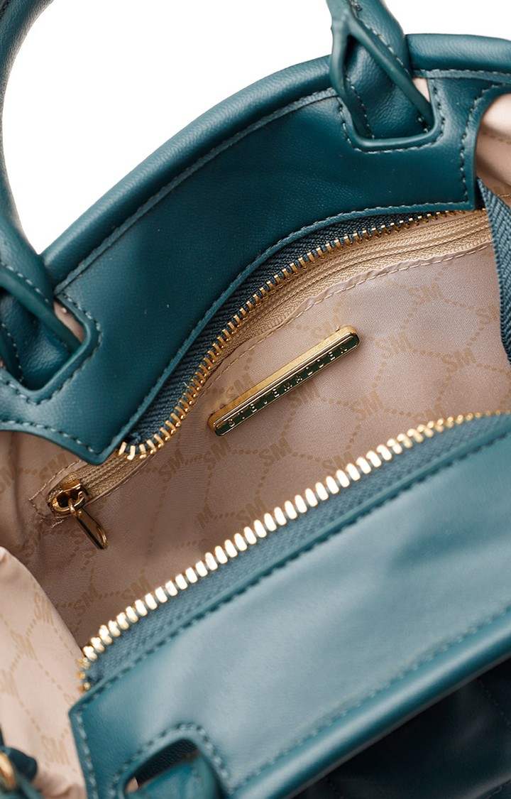 Bniko Sq Green Handbags