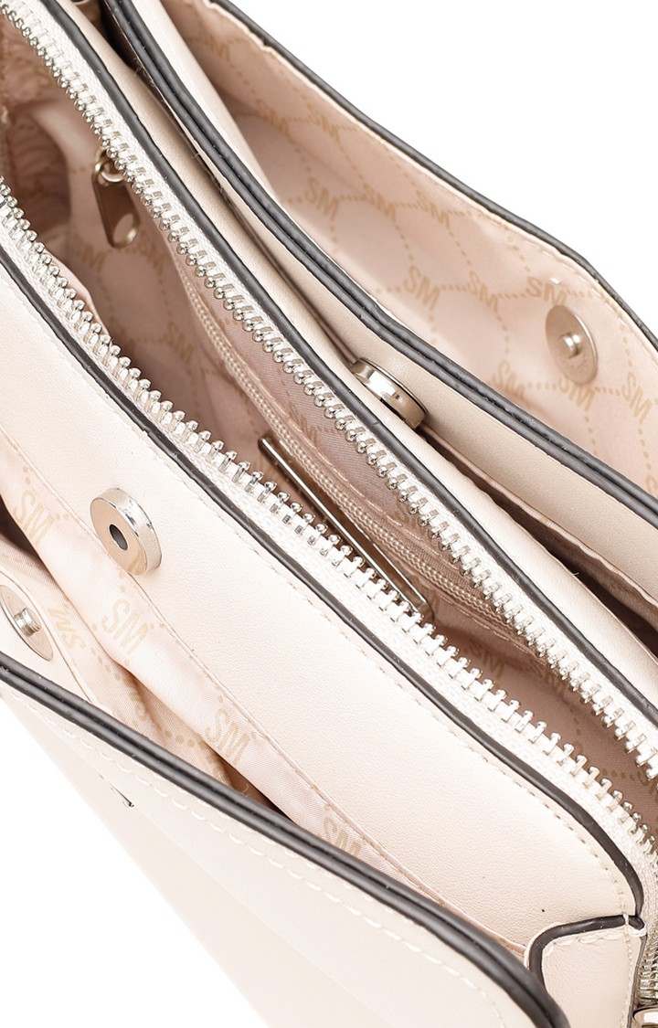 Btilt 2 White Handbags