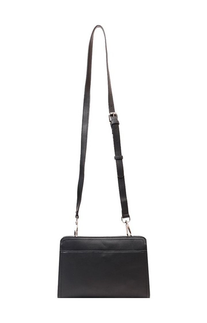 Btilt 2 Black Handbags