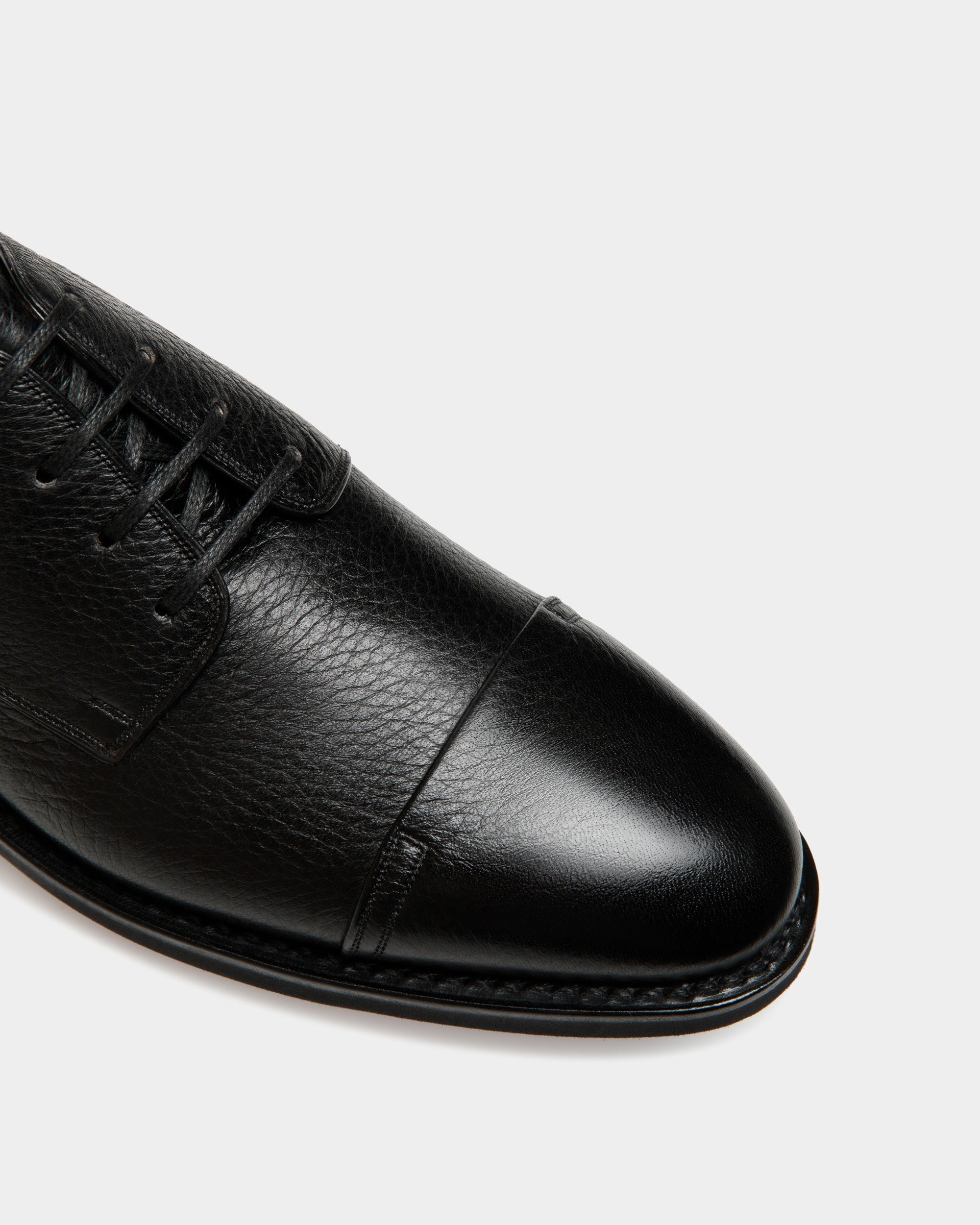 Scrivas-R Leather Lace-Ups