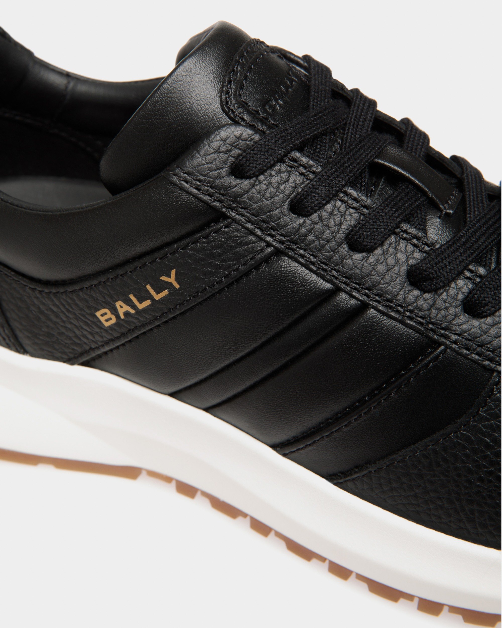 Darsyl Leather Sneakers