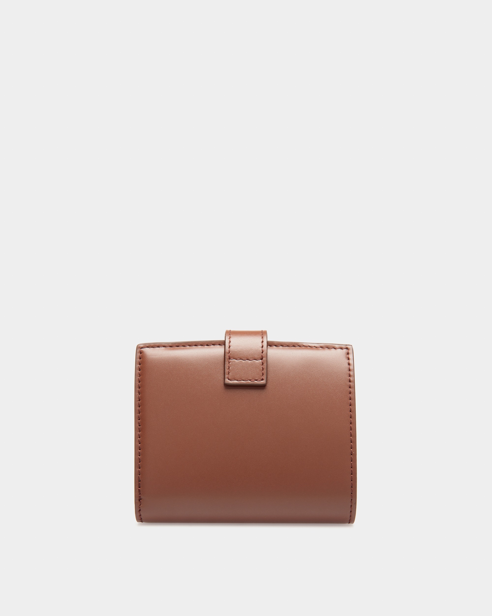 Ollam Wallet In Brown Leather