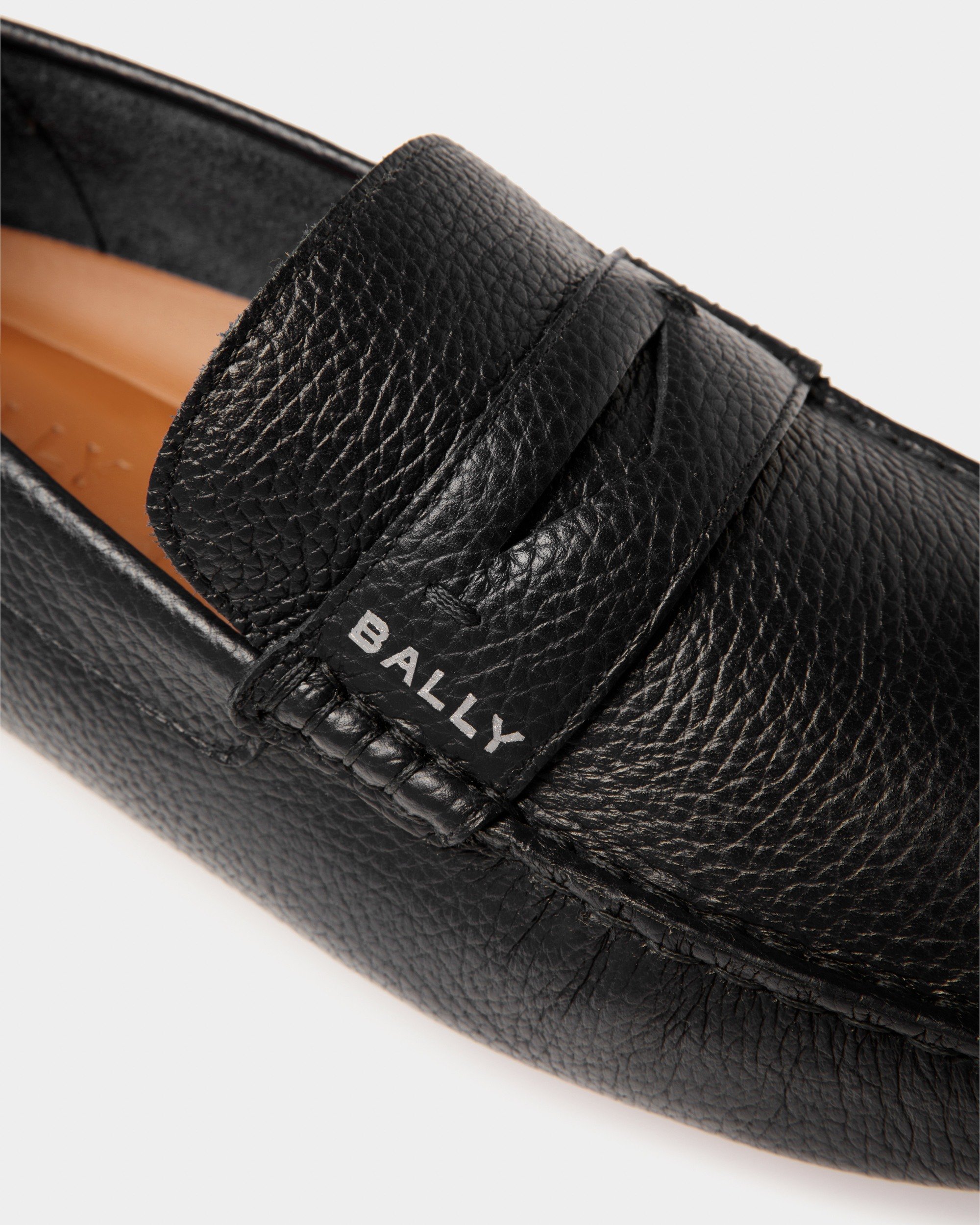 Palven-U Leather Drivers