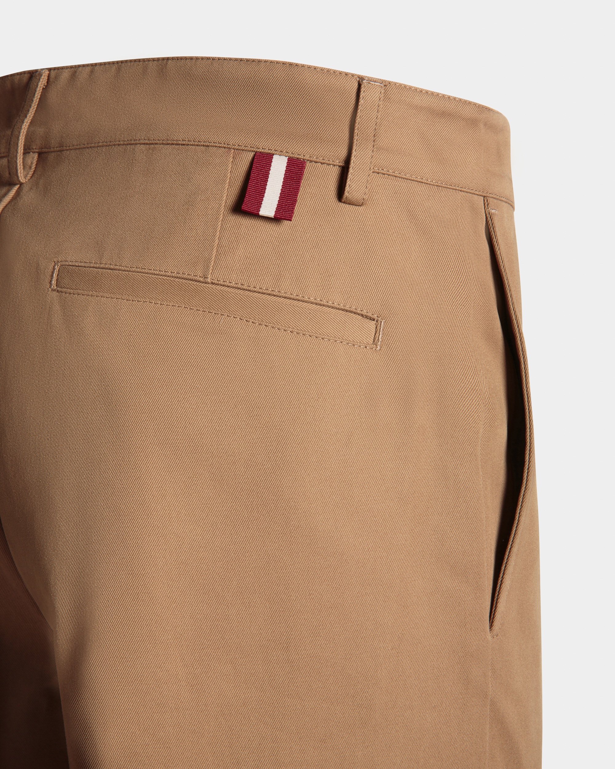 Regular Chino Pants In Camel Cotton