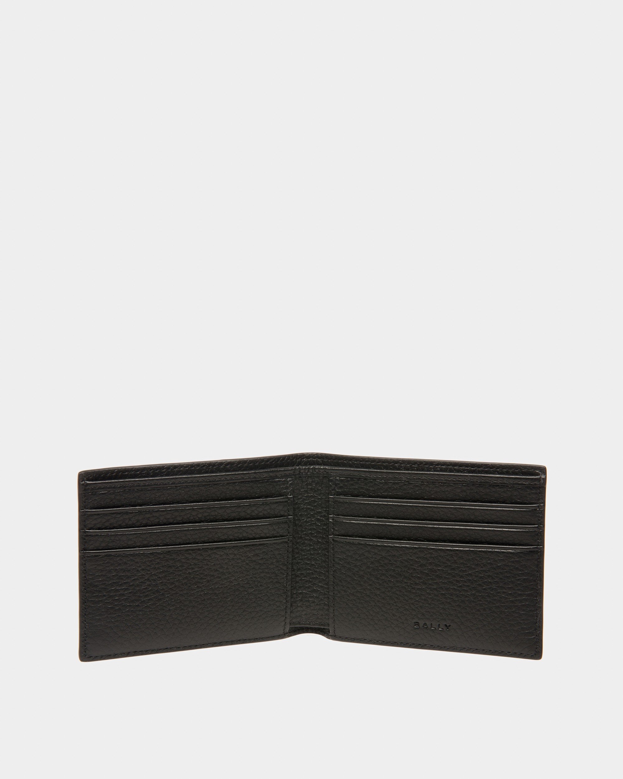Ribbon Wallet In Black Leather