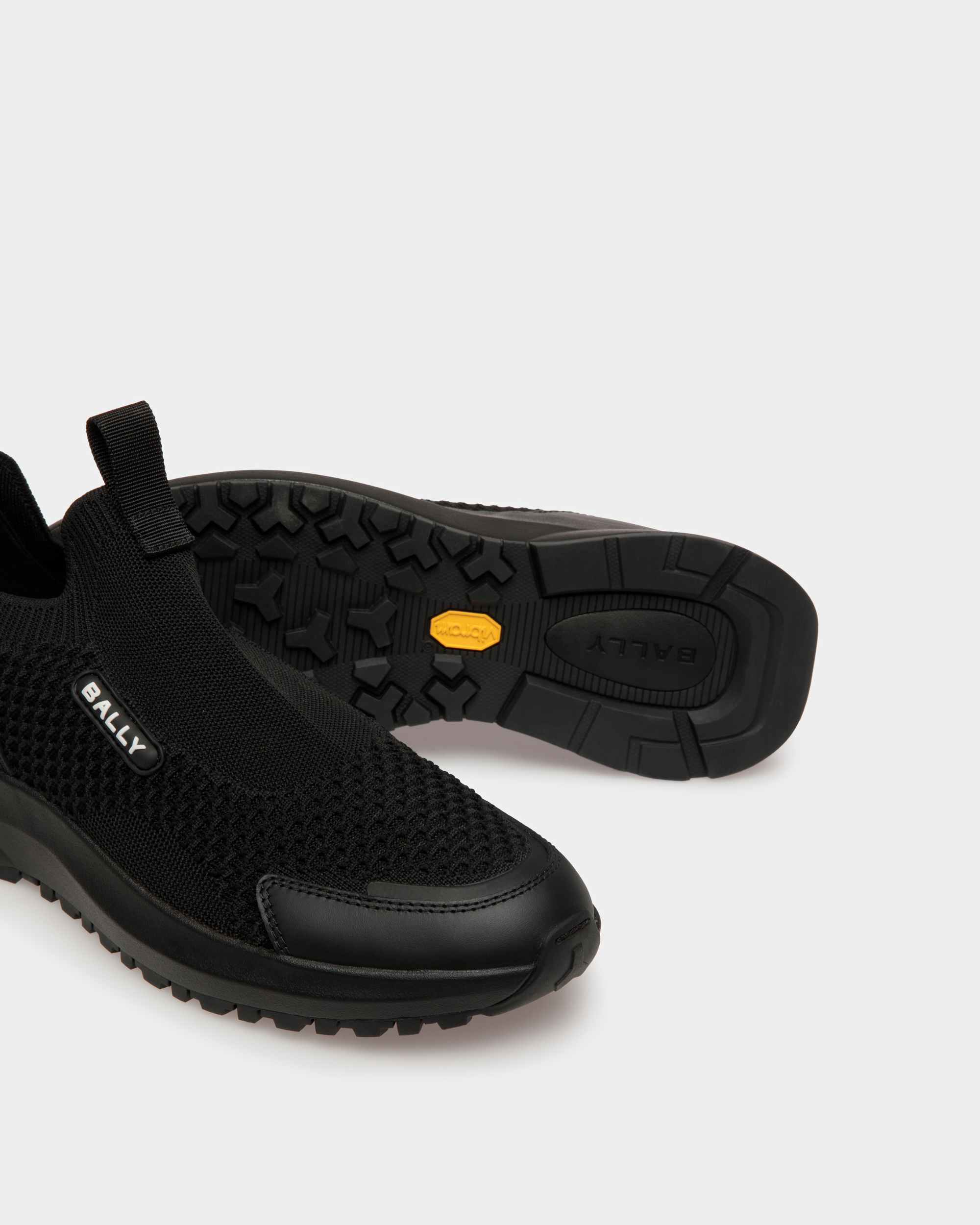 Dewan-T-Ch Sneakers
