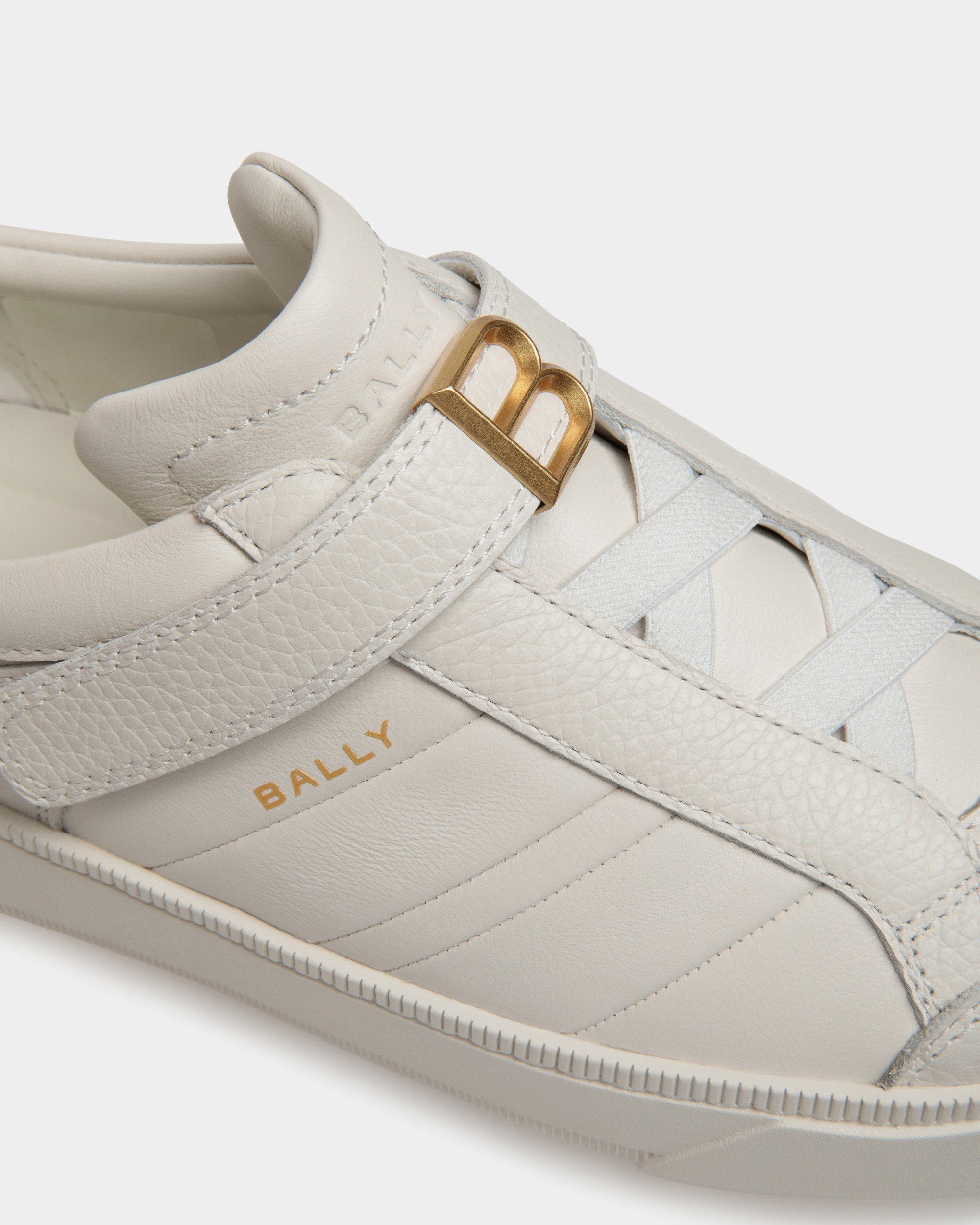 Regys-W-Ch Leather Sneakers