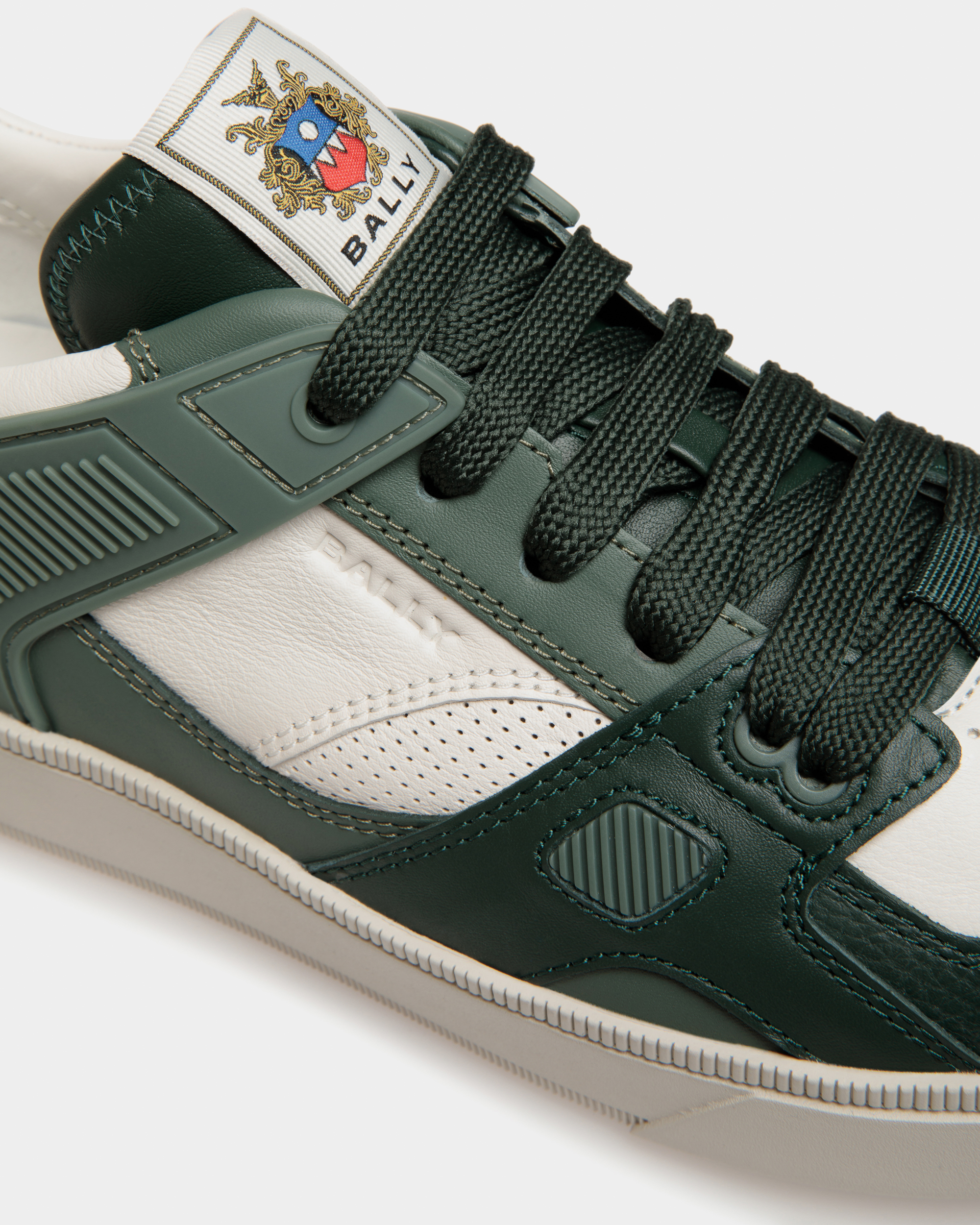 Ronnie-Ch Leather Sneakers