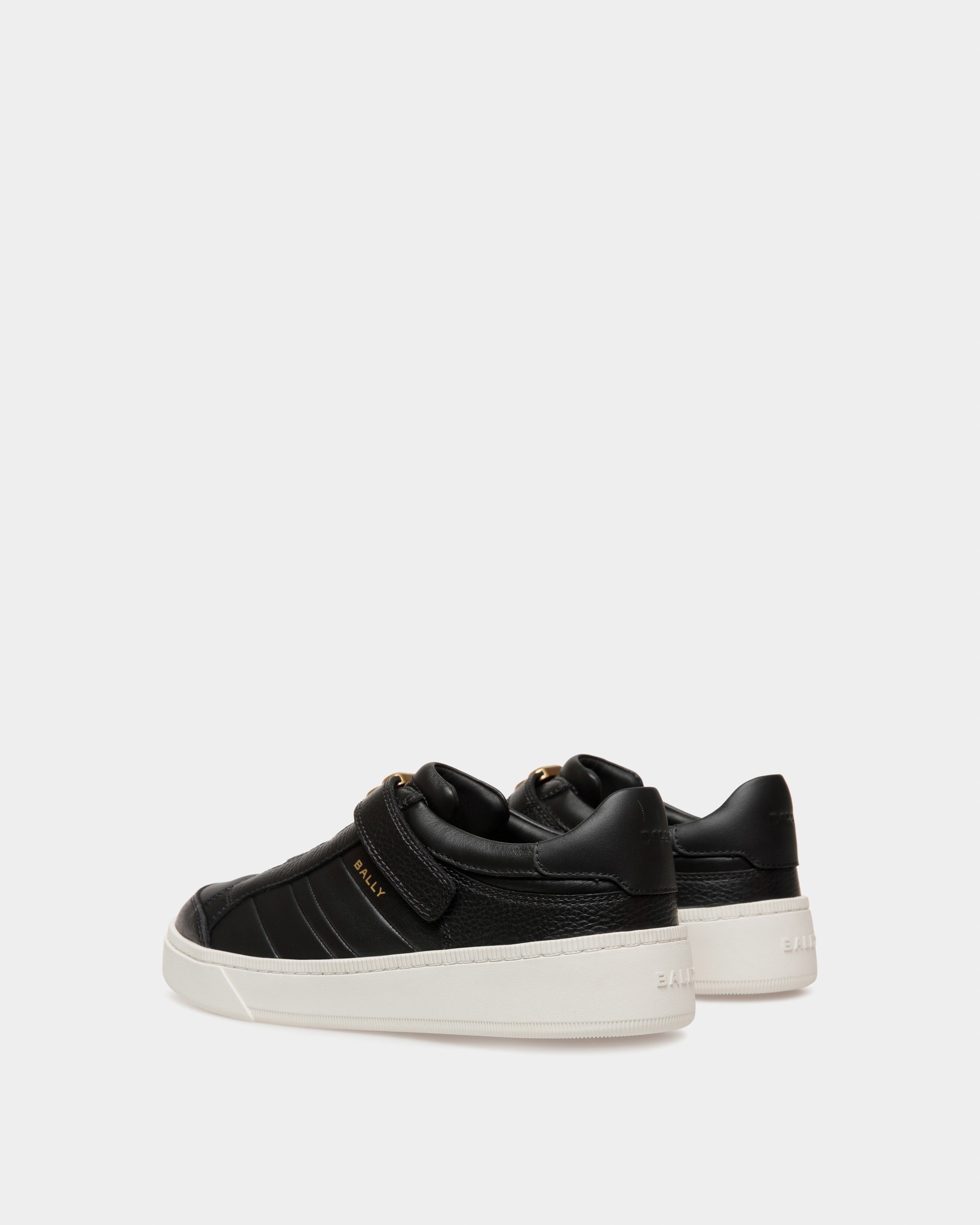 Regys-W-Ch Leather Sneakers