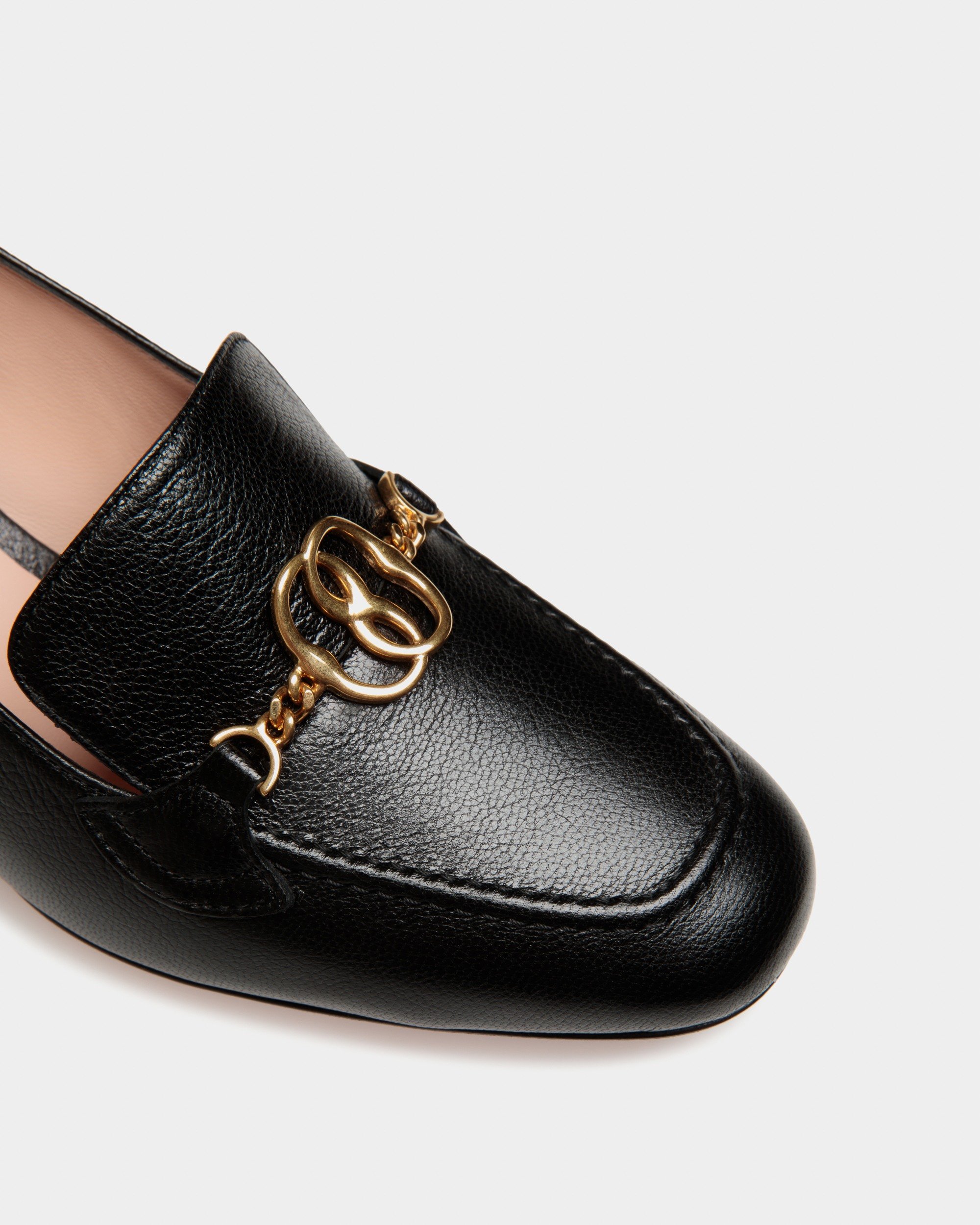 Obrien 50-Ch Leather Pumps