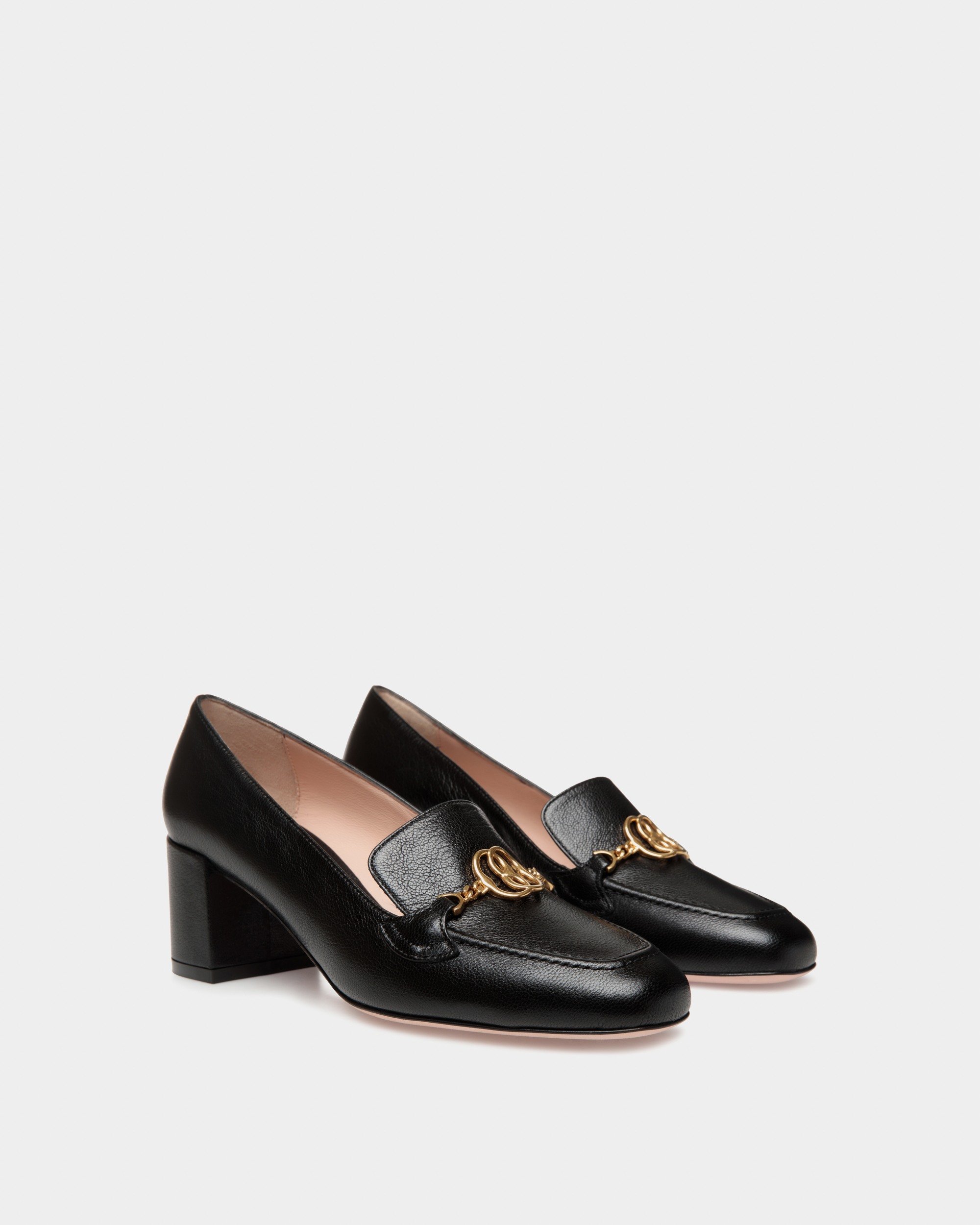 Obrien 50-Ch Leather Pumps