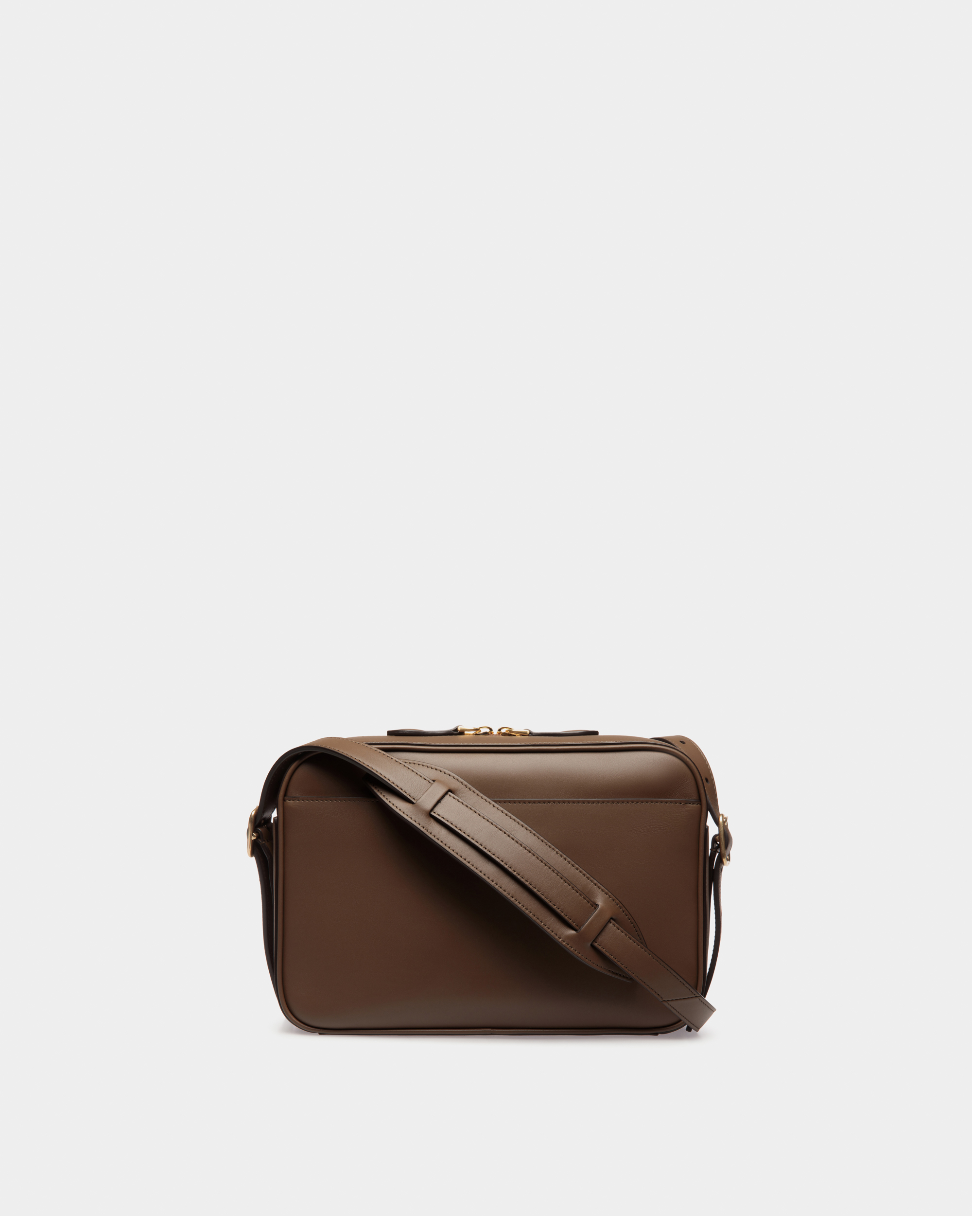 Beckett Crossbody Bag In Marron Glacé Leather