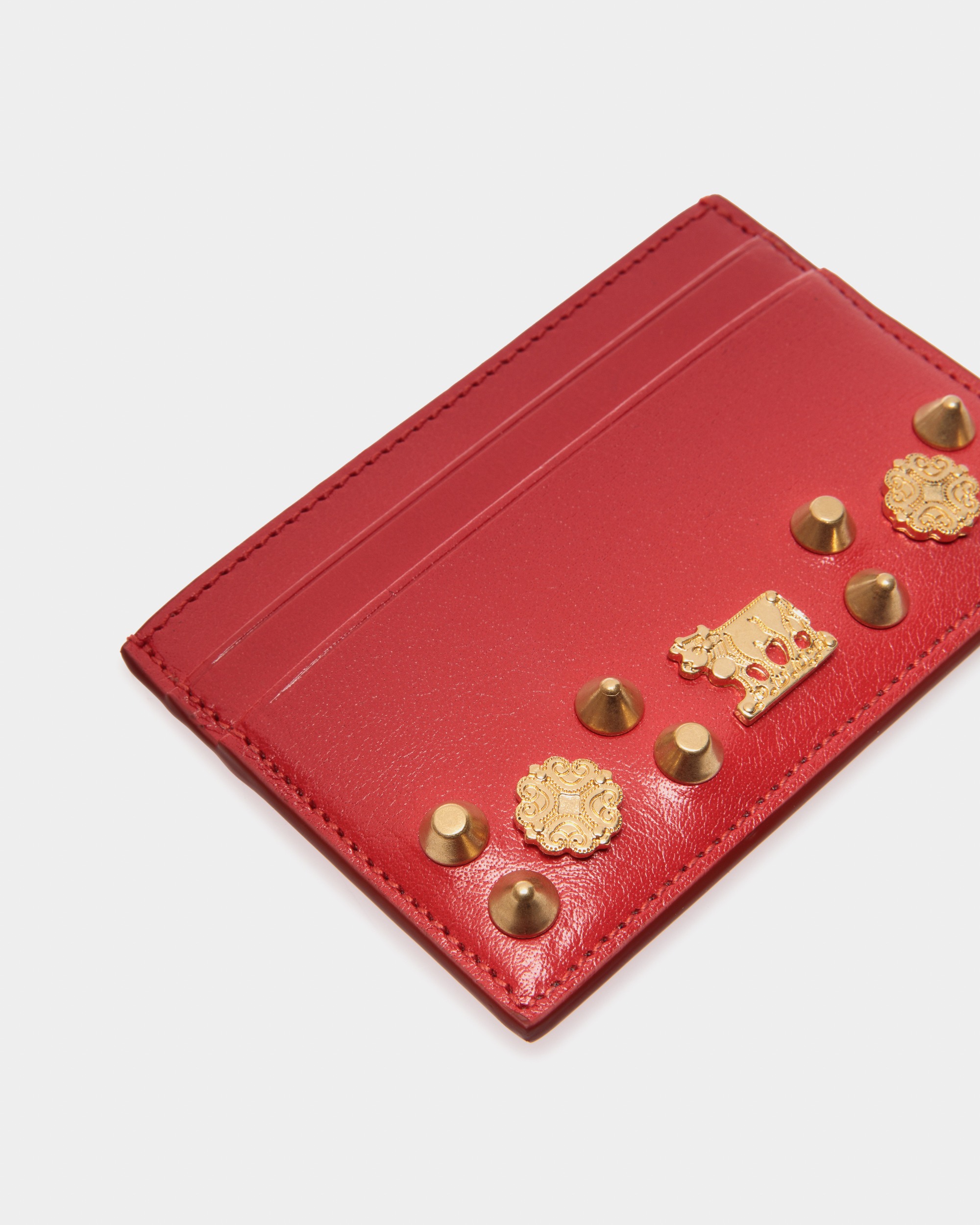 Swissness Card Holder In Red Leather with Studs