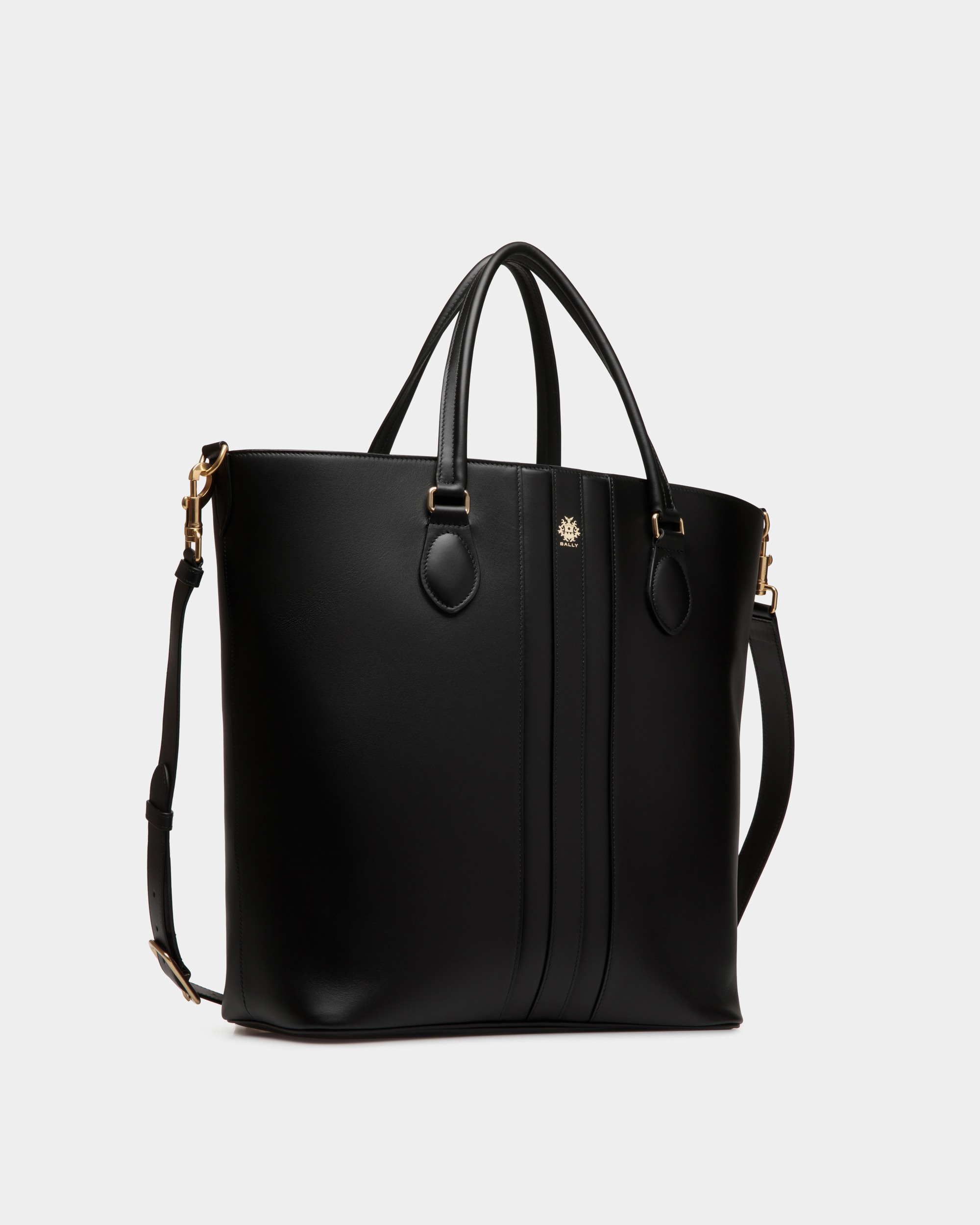 Beckett Tote In Black Leather
