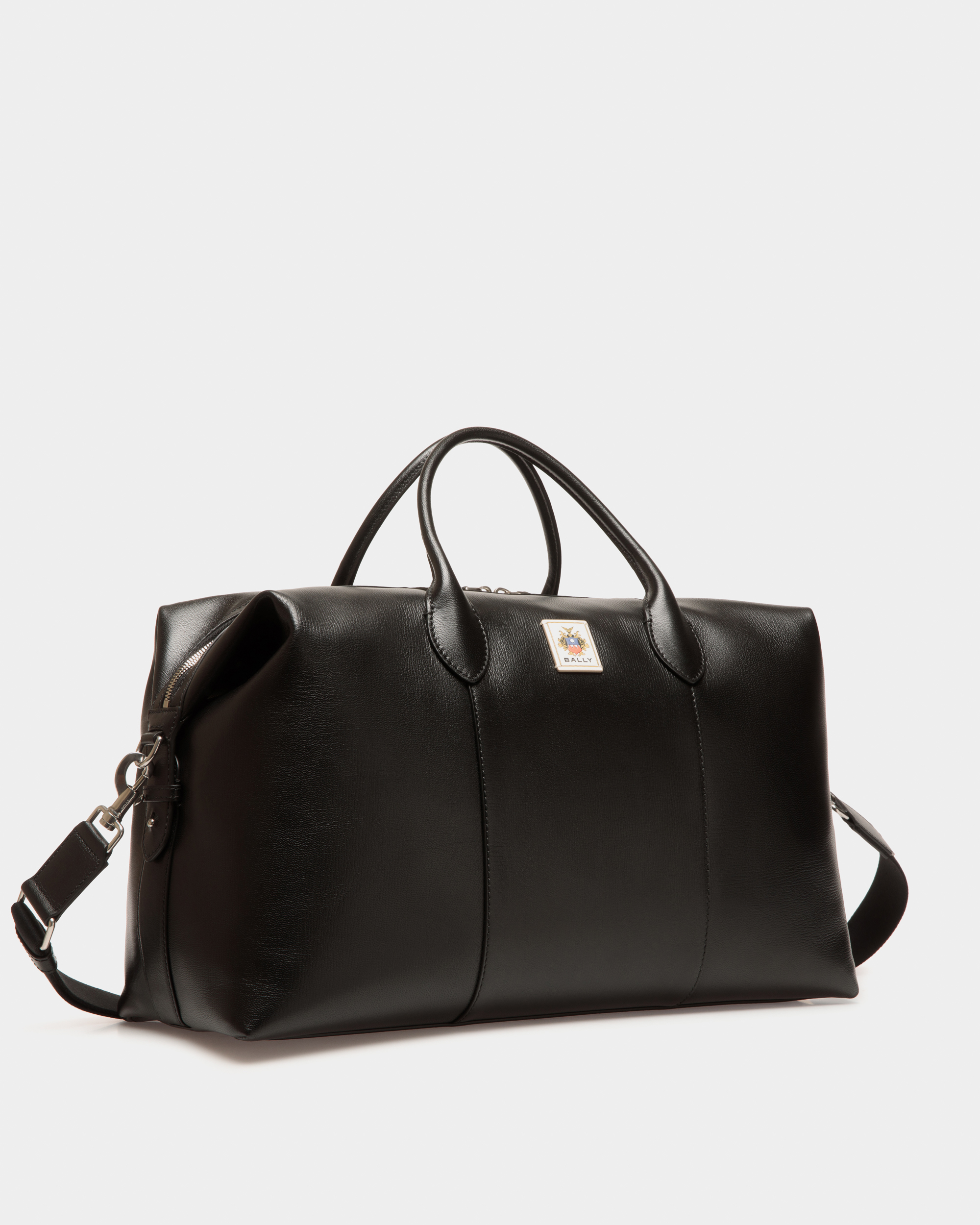 Easy Weekender In Black Leather