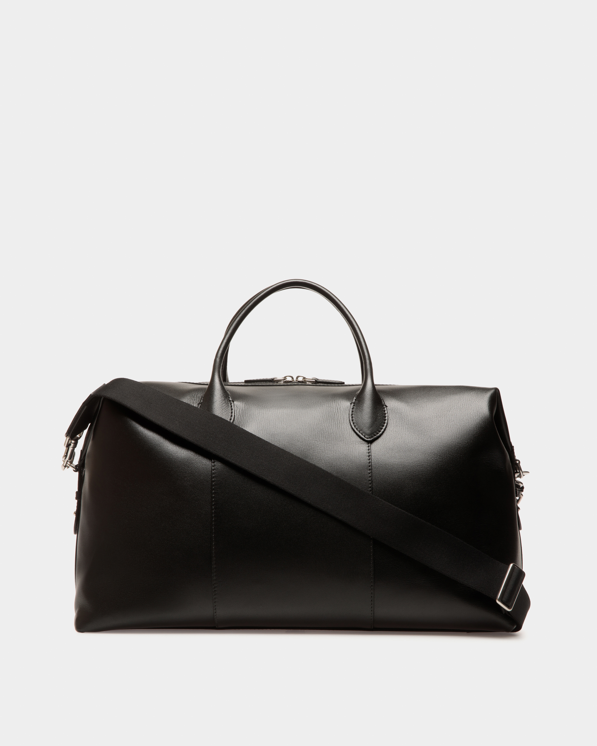 Easy Weekender In Black Leather