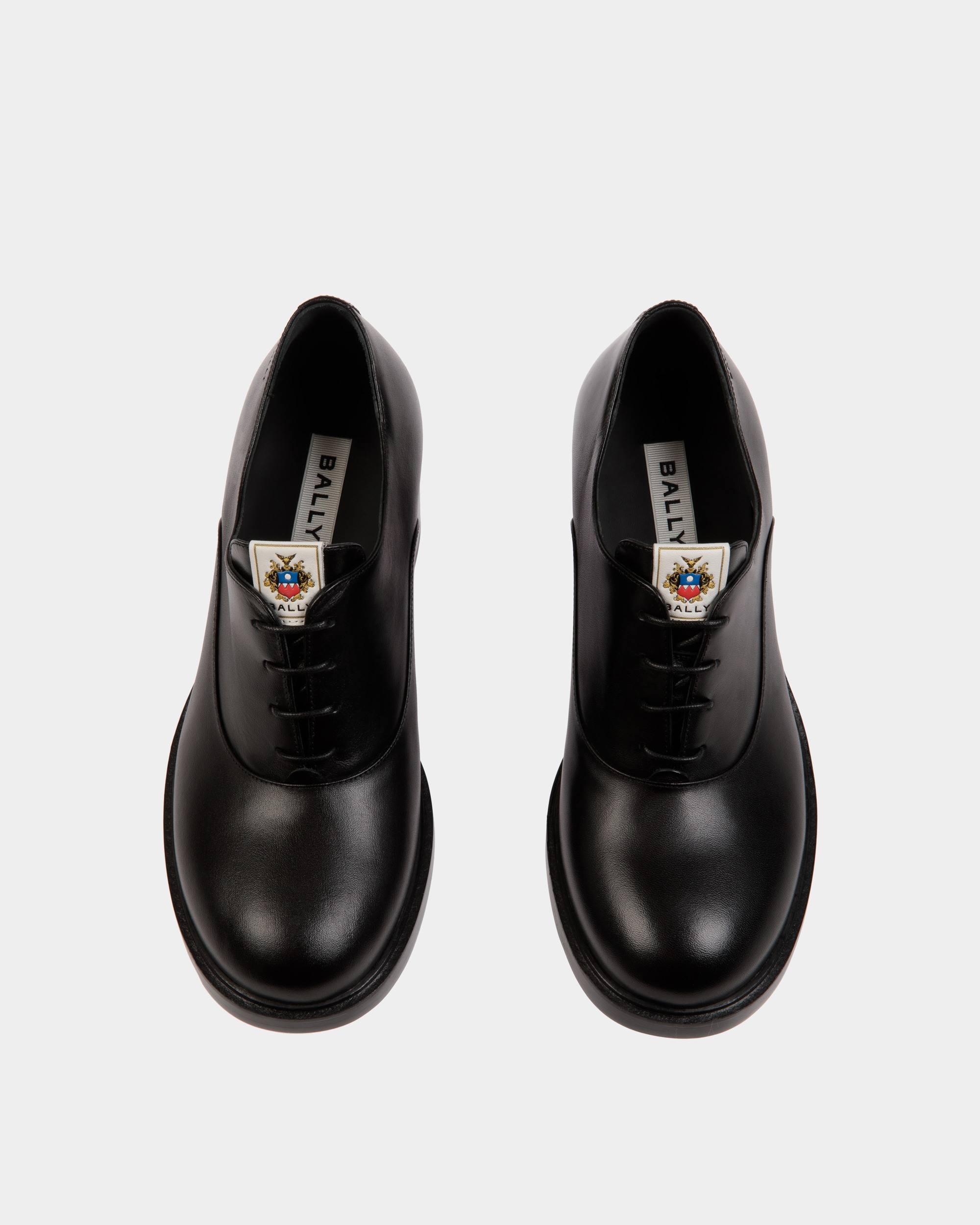 Poles 55-Ch Leather Pumps