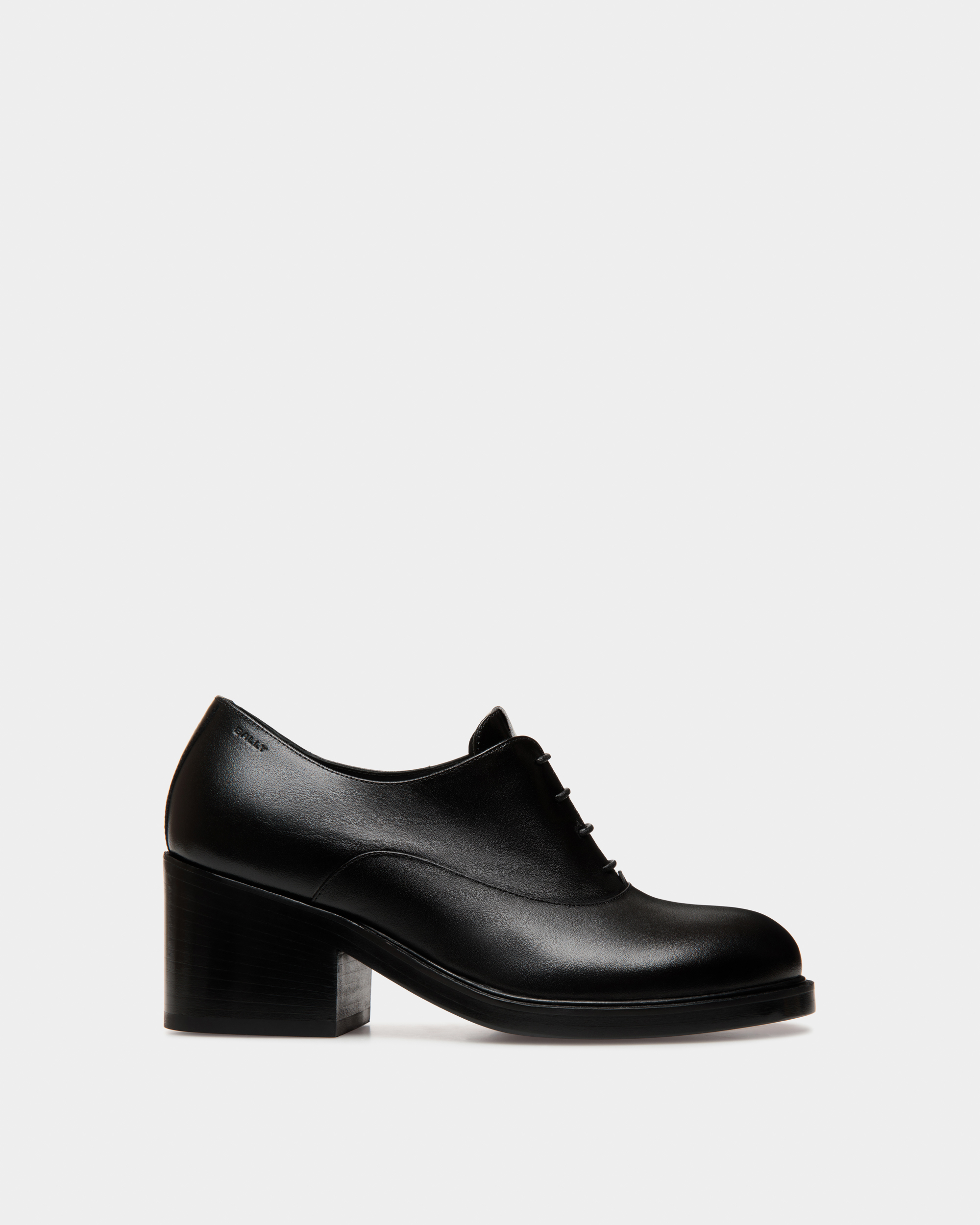Poles 55-Ch Leather Pumps