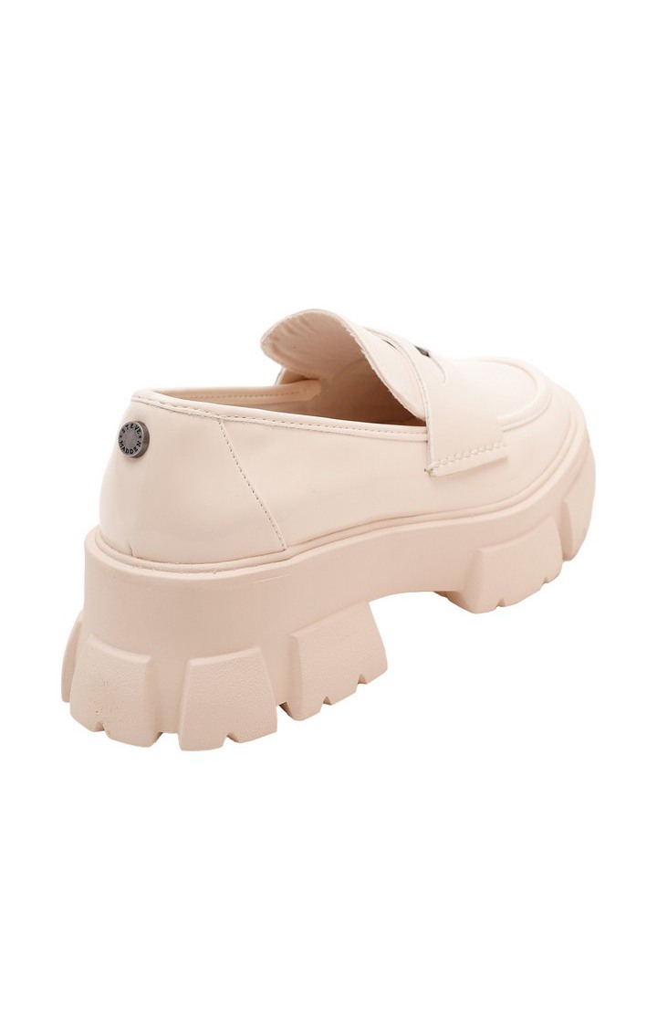 Teazer White Closed Flats & Ballerinas