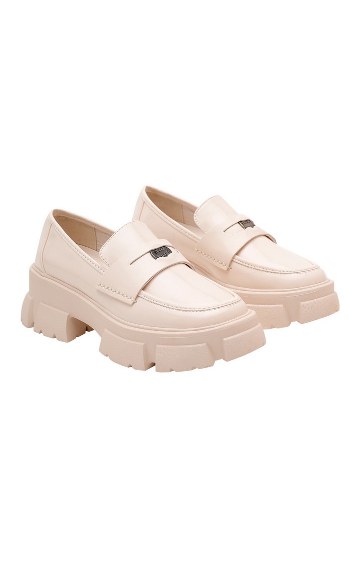 Teazer White Closed Flats & Ballerinas