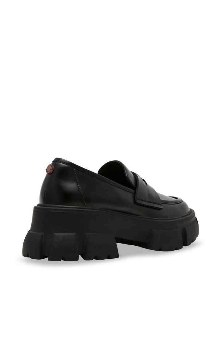 Teazer Black Closed Flats & Ballerinas