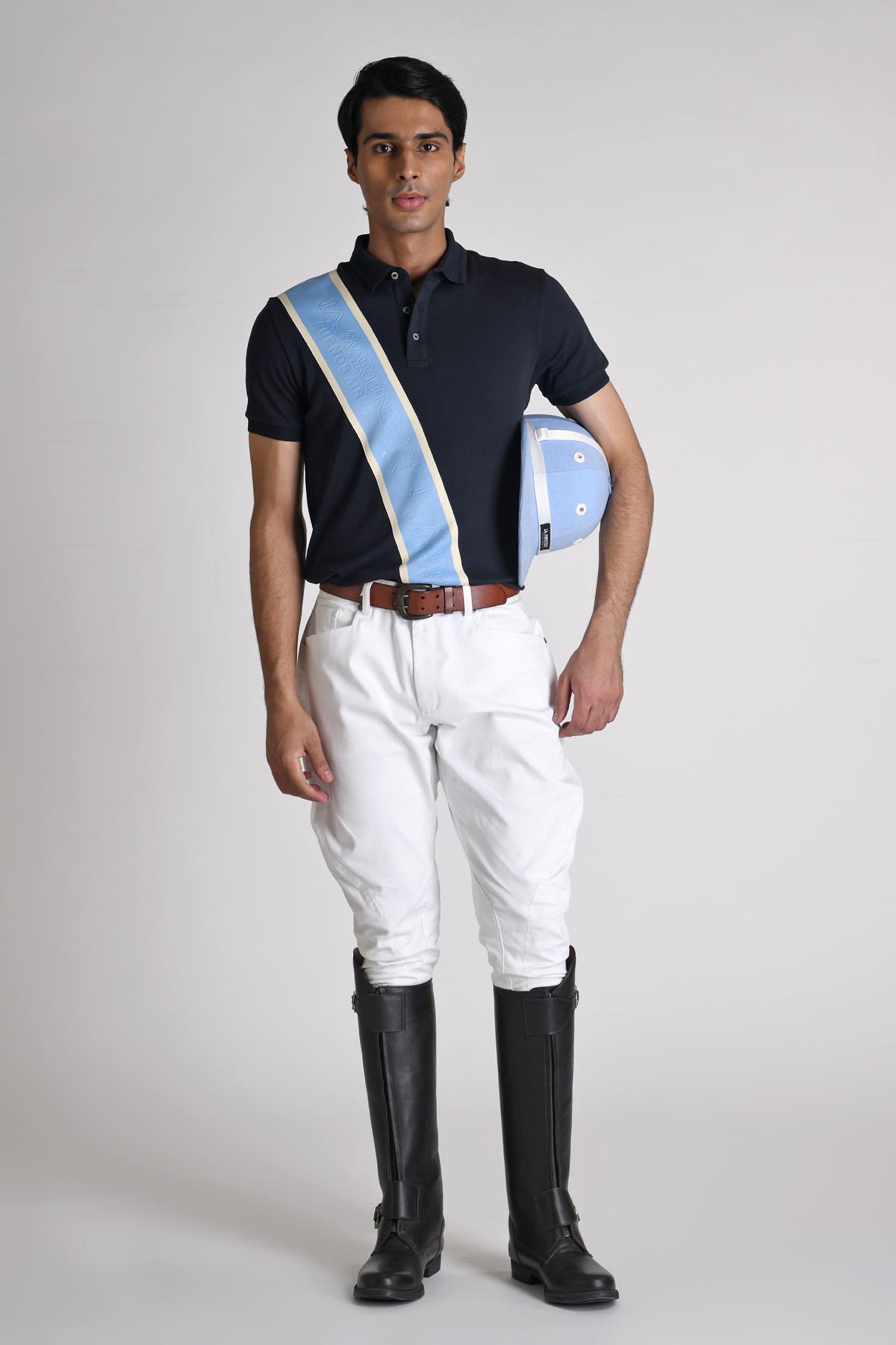 Solid Regular Fit Denim with stretch